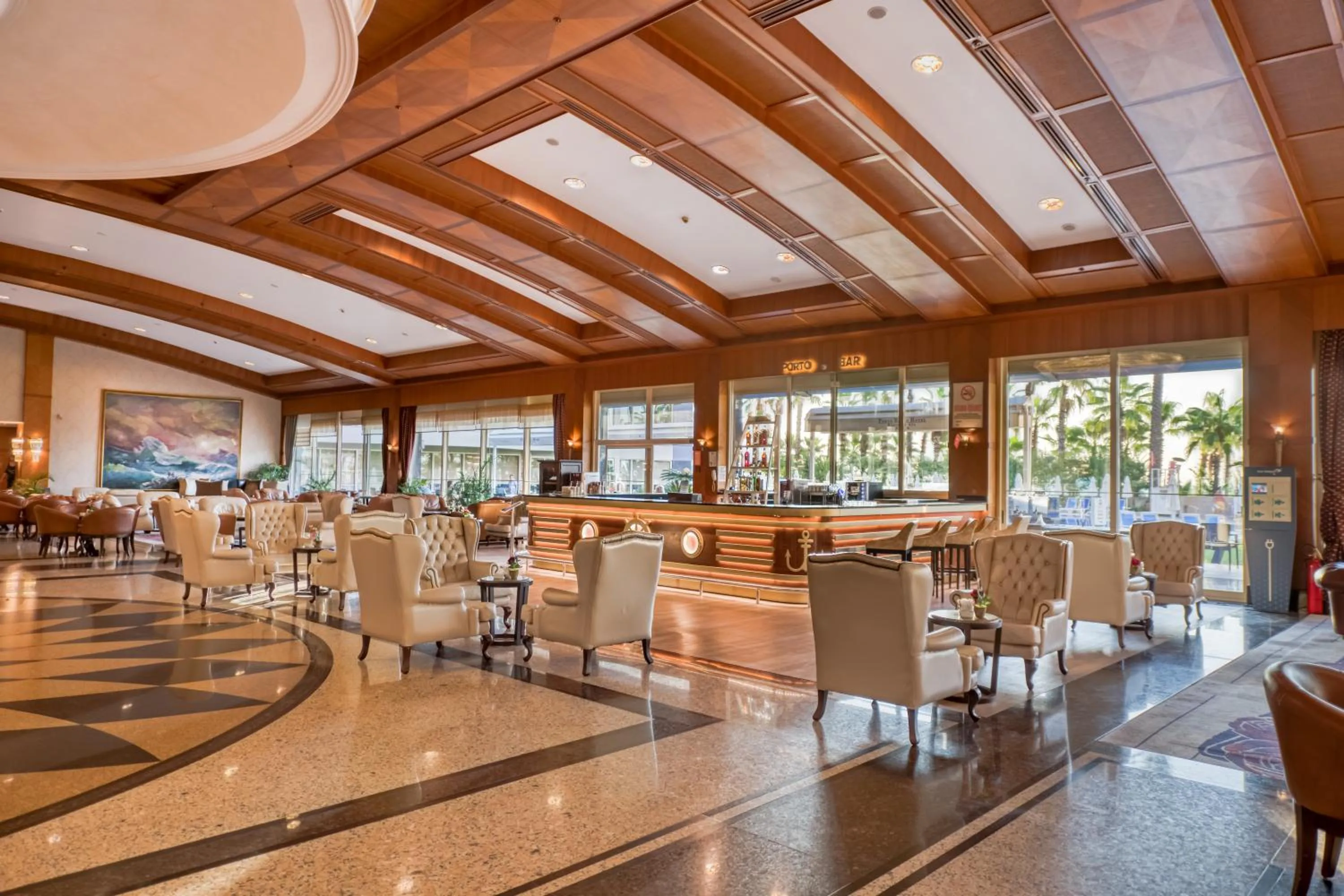 Lounge or bar in Porto Bello Hotel Resort & Spa