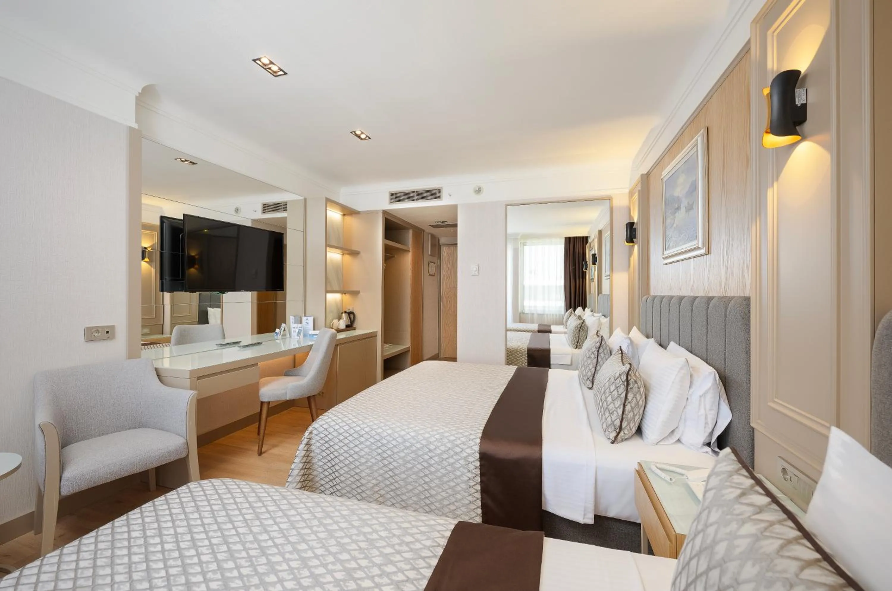 Photo of the whole room, Bed in Porto Bello Hotel Resort & Spa