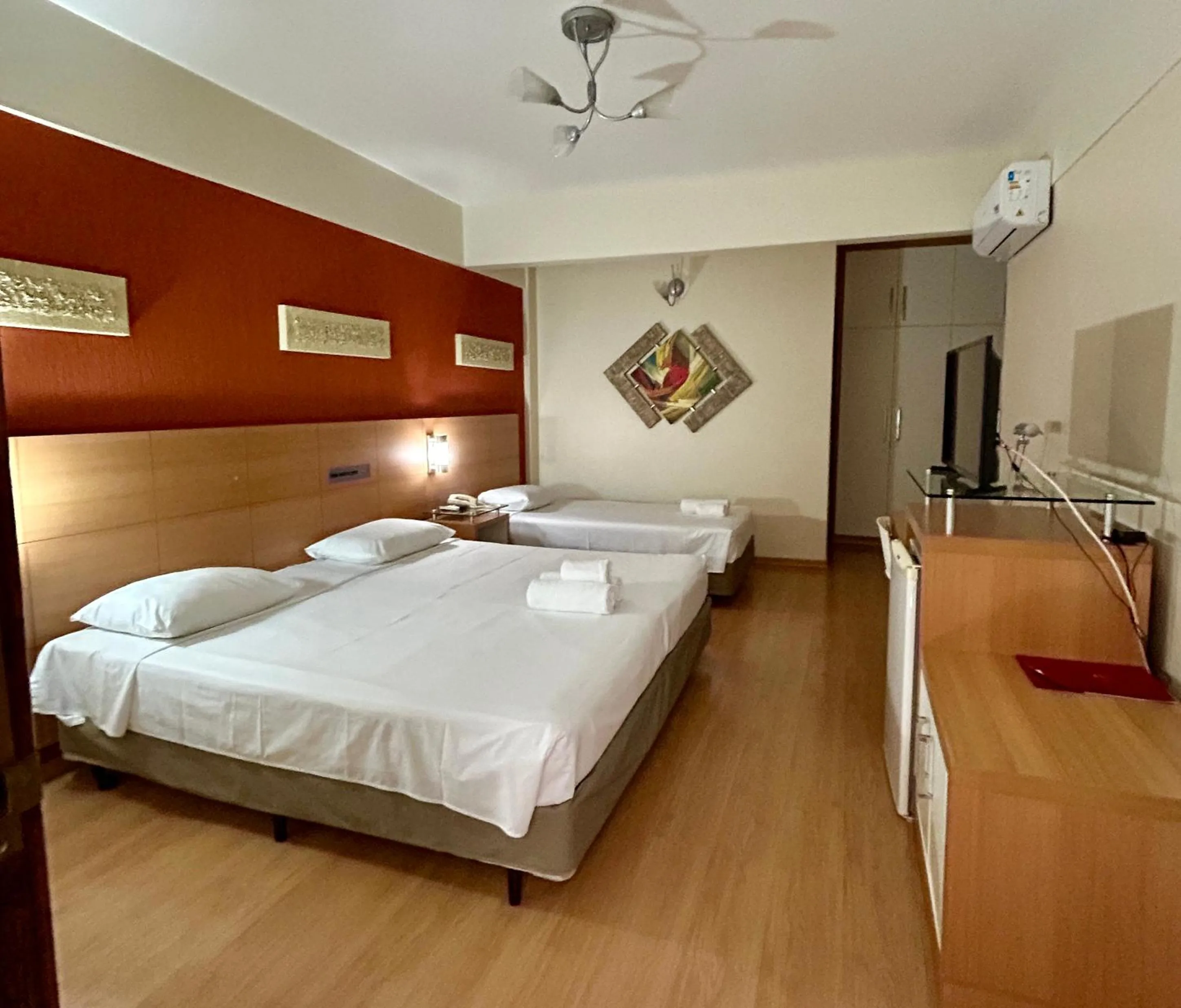 Superior Family Room in Líber Hotel Nova Serrana - Conforto na Rota da BR-262