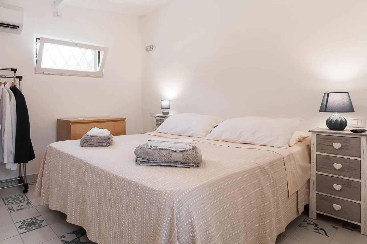 Bedroom, Bed in Villa LA CESA & Villino LA CASETTA Holiday Houses CON JACUZZI