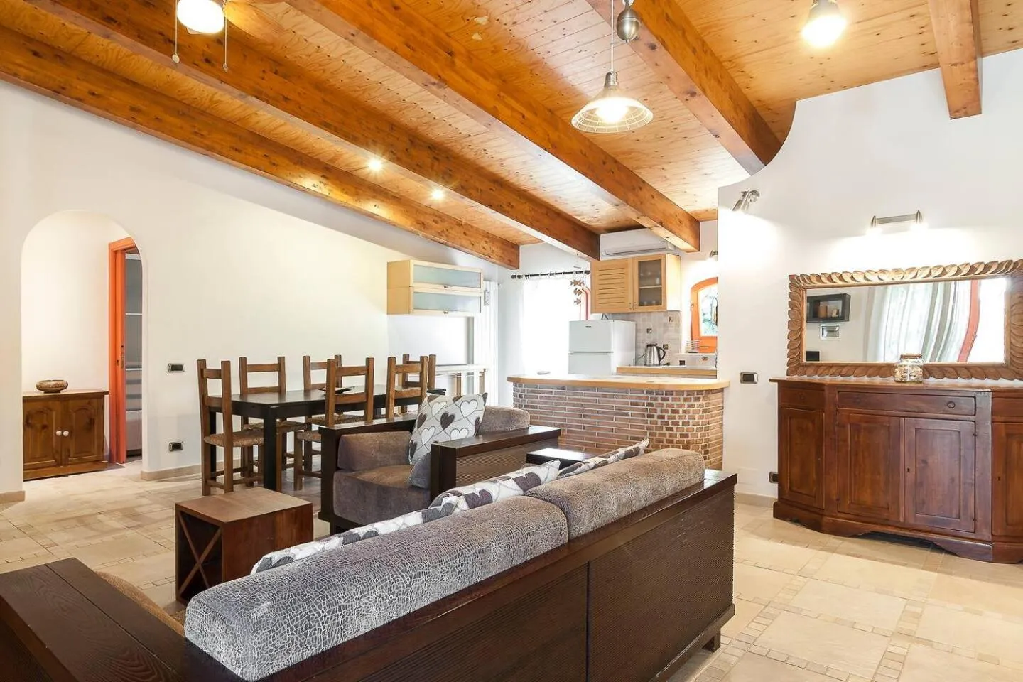 Living room in Villa LA CESA & Villino LA CASETTA Holiday Houses CON JACUZZI