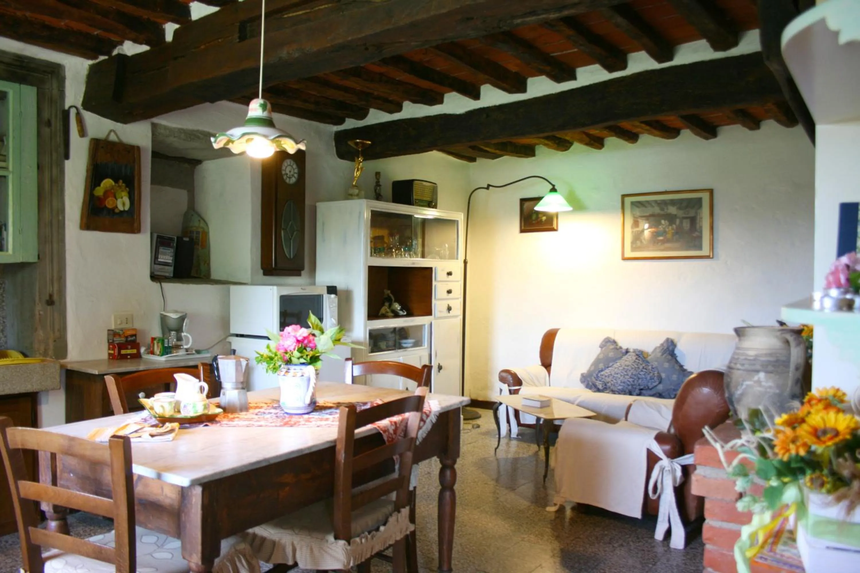 Living room in San Eusebio