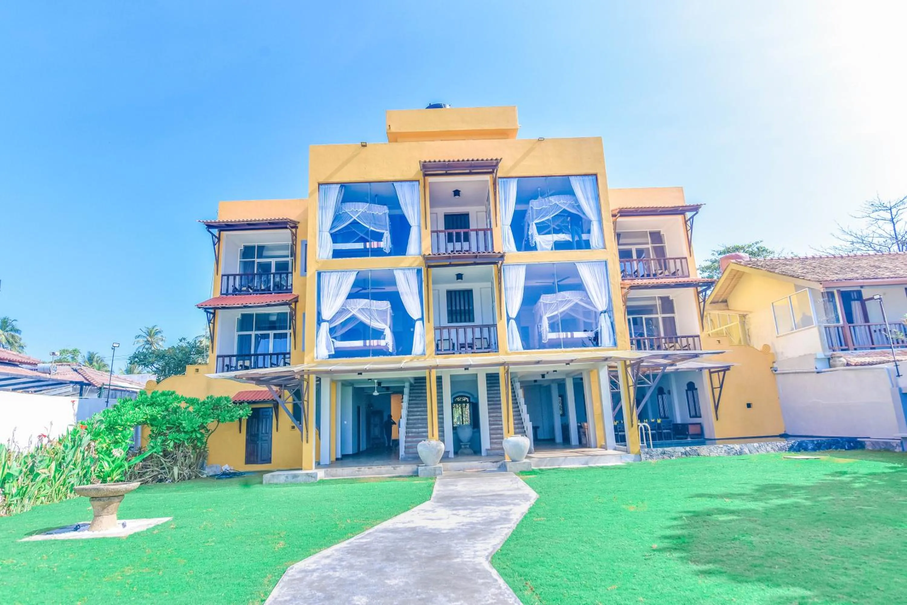 Property building in Amanda Beach Villas