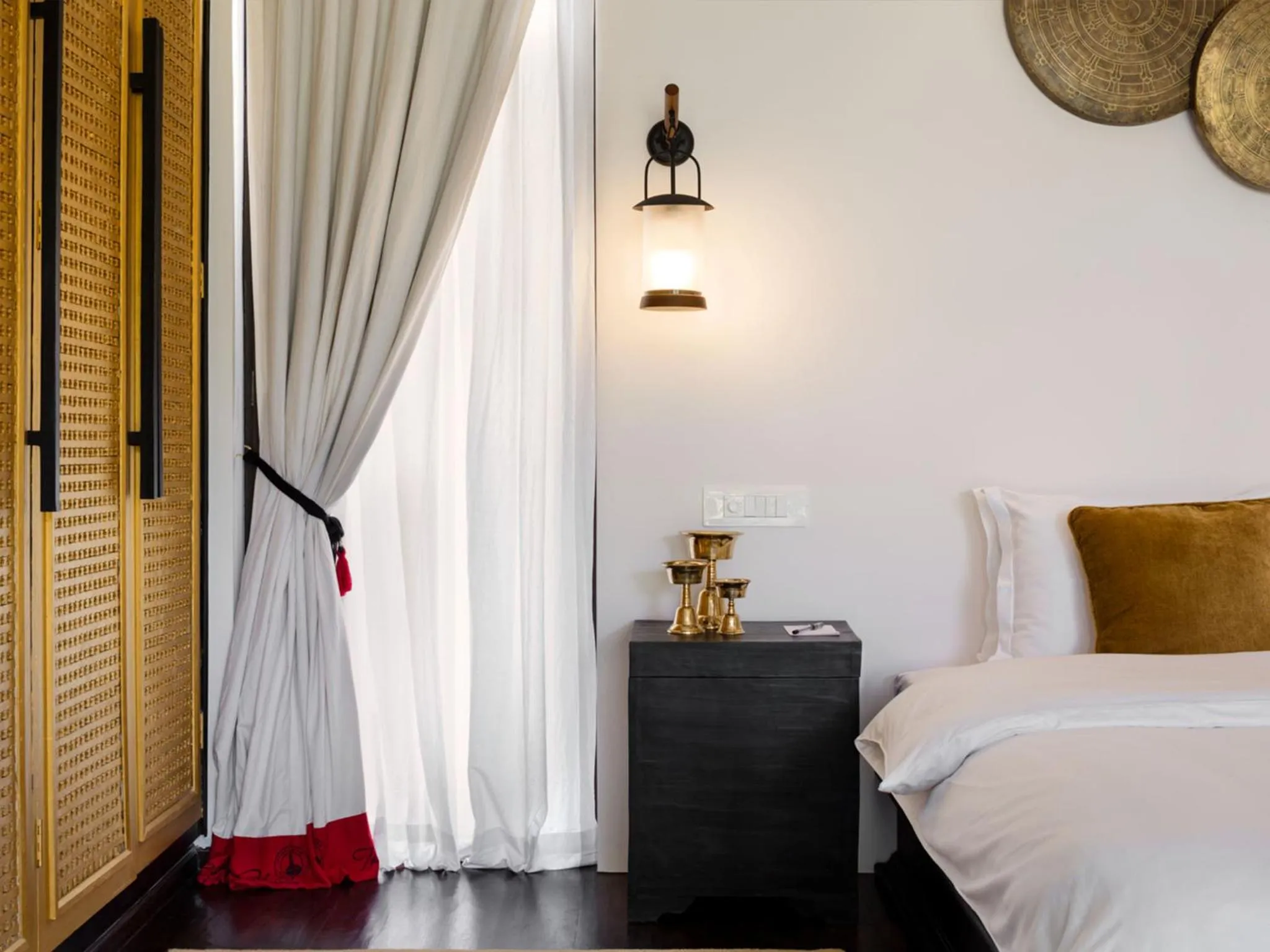 Bedroom, Bed in The Pavilions Himalayas The Farm