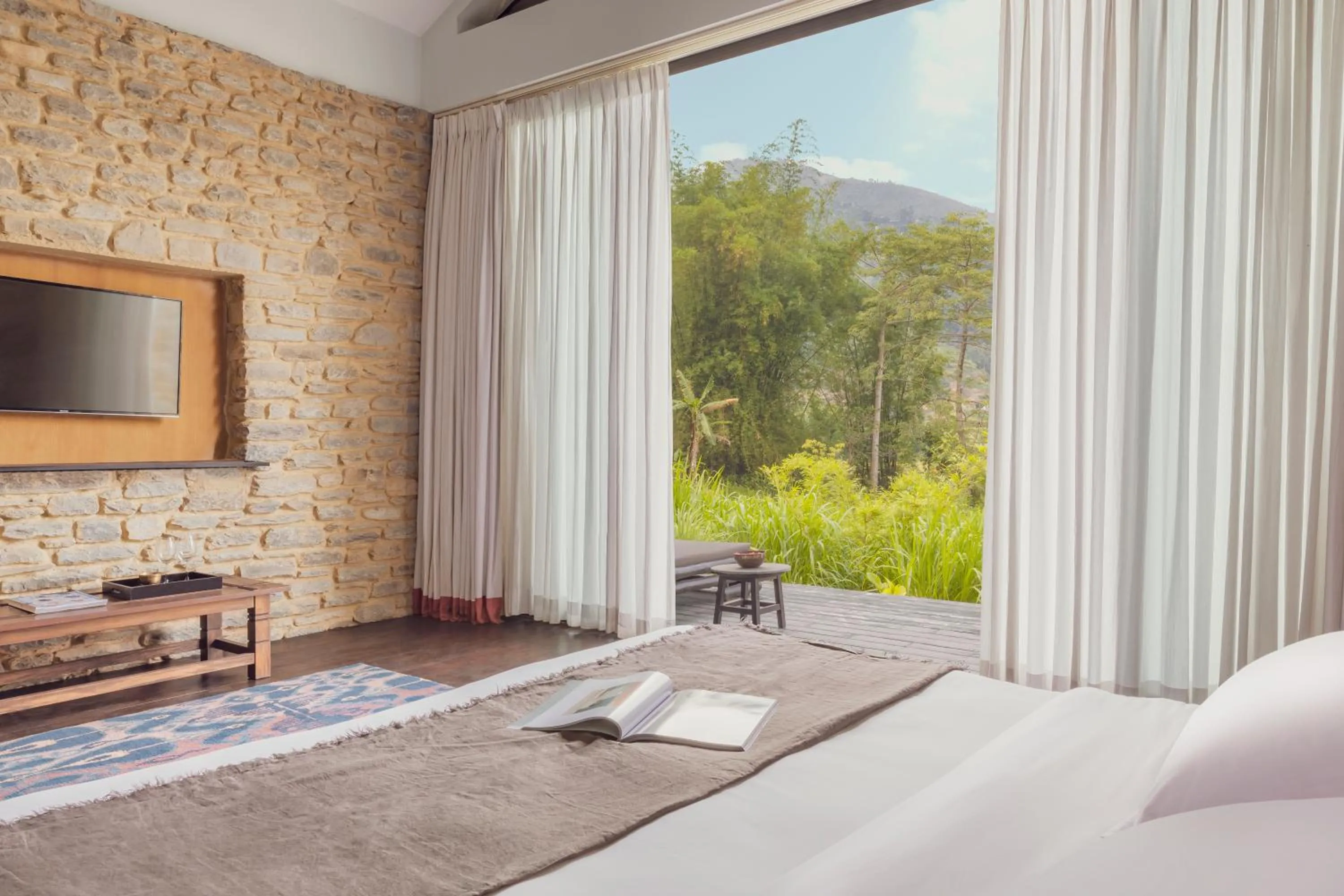 Bedroom, Bed in The Pavilions Himalayas The Farm