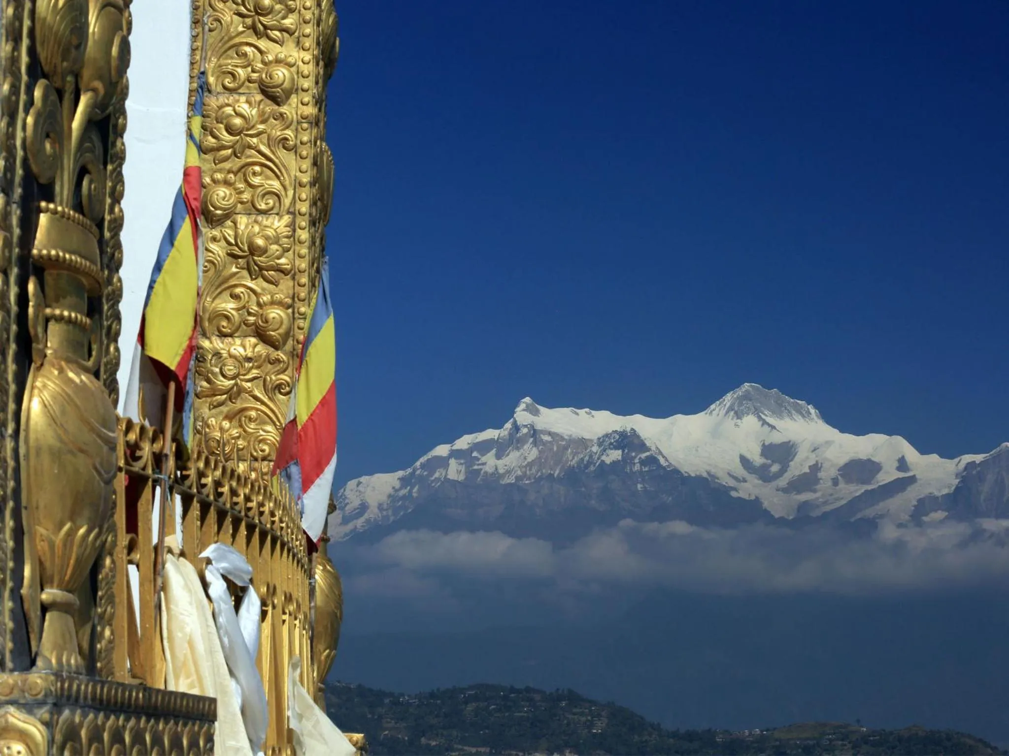 Mountain view in The Pavilions Himalayas The Farm