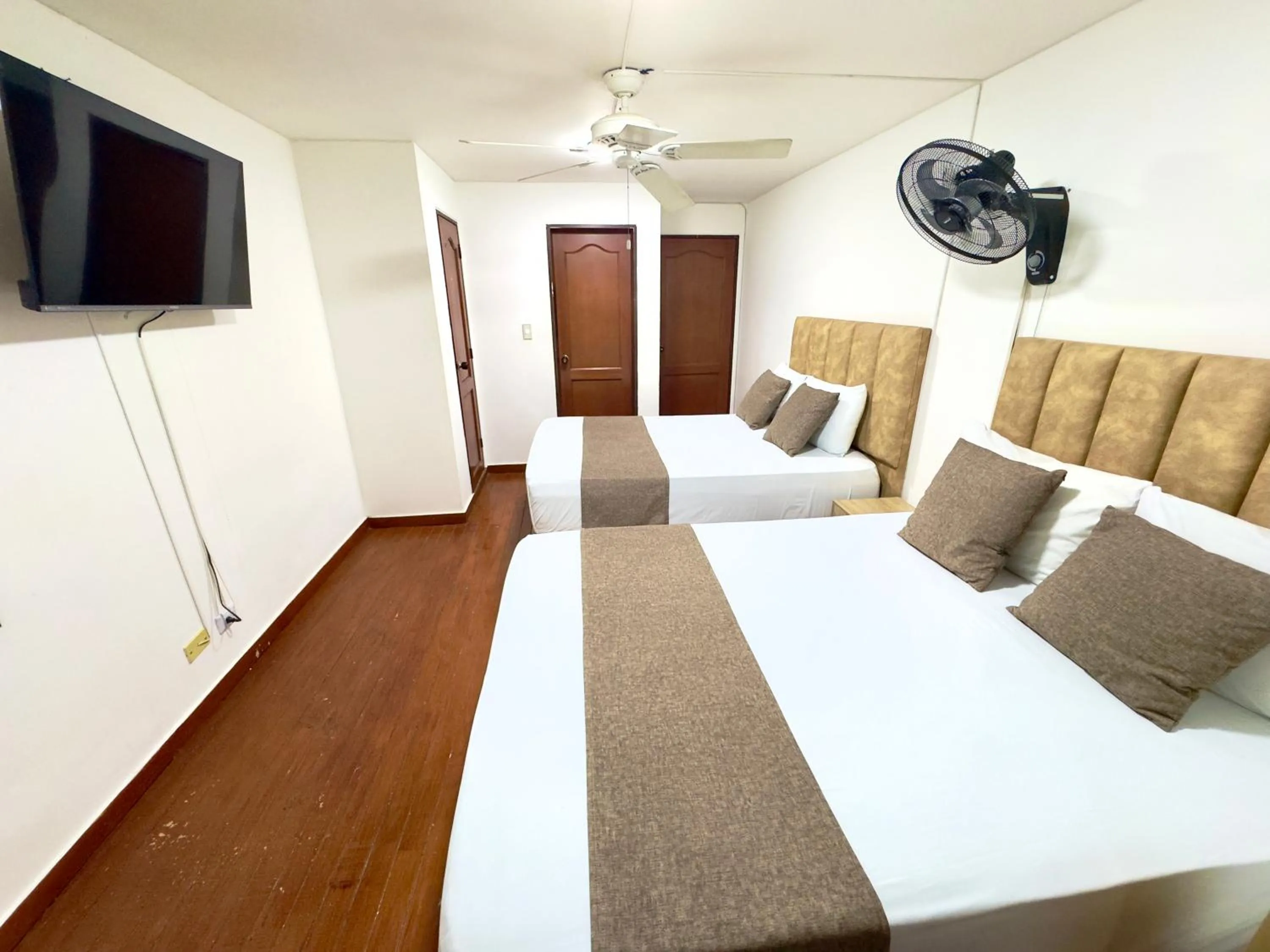 Bed in Hotel Pereira Central