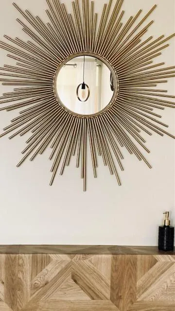 Decorative detail in Hôtel La Grande Conque