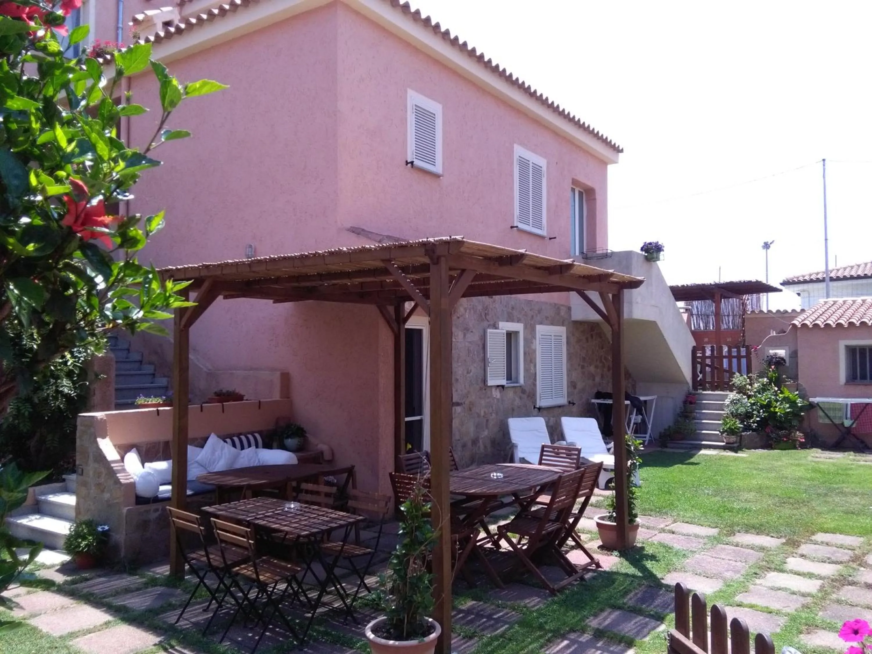 Garden view in B&B La Pintadera