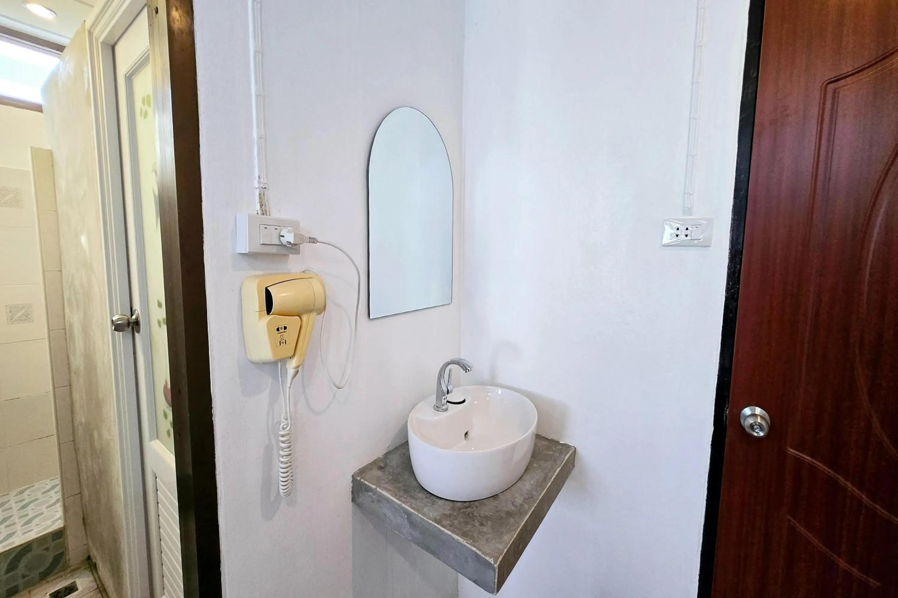 Bathroom in MT Friend Home & Hostel