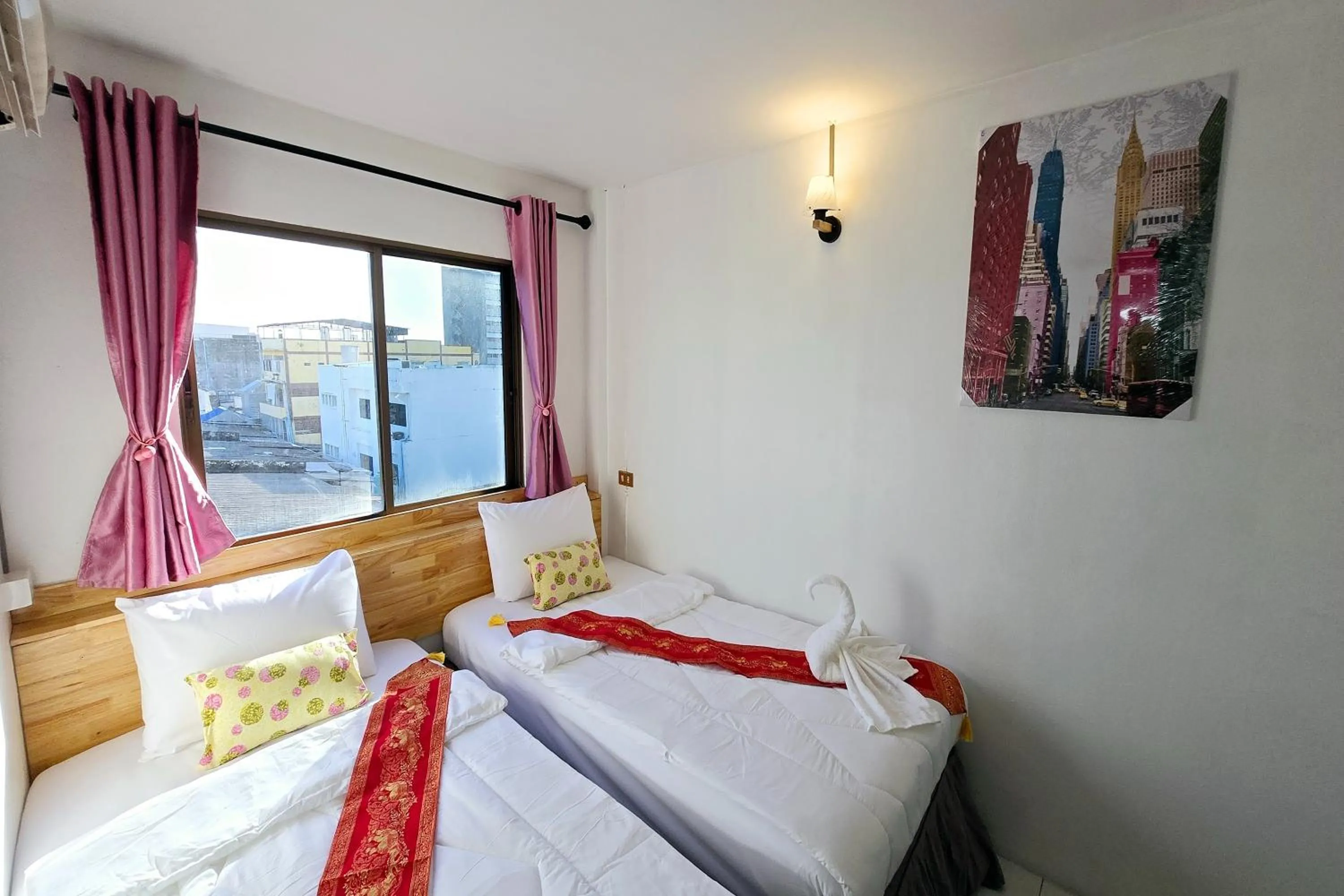 Bed in MT Friend Home & Hostel