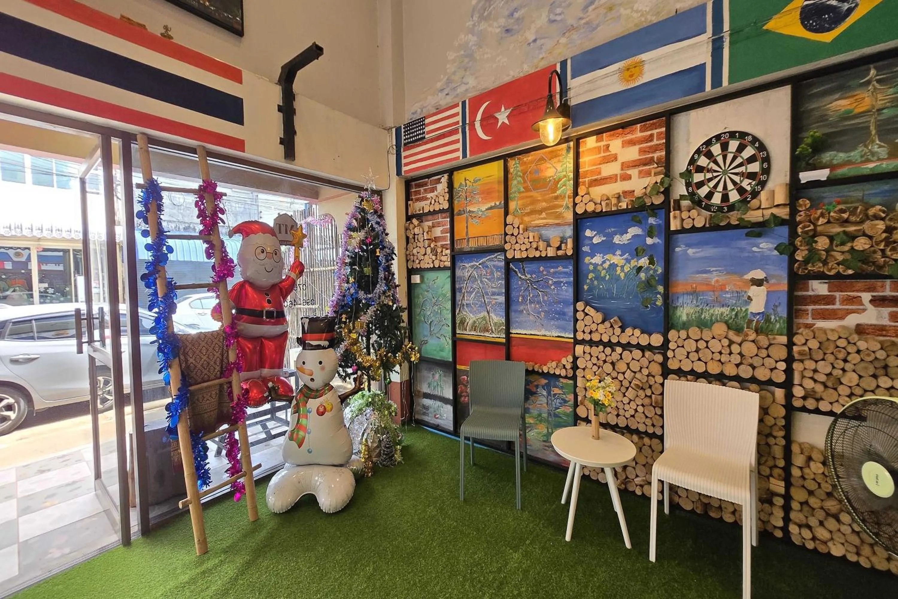 Decorative detail in MT Friend Home & Hostel