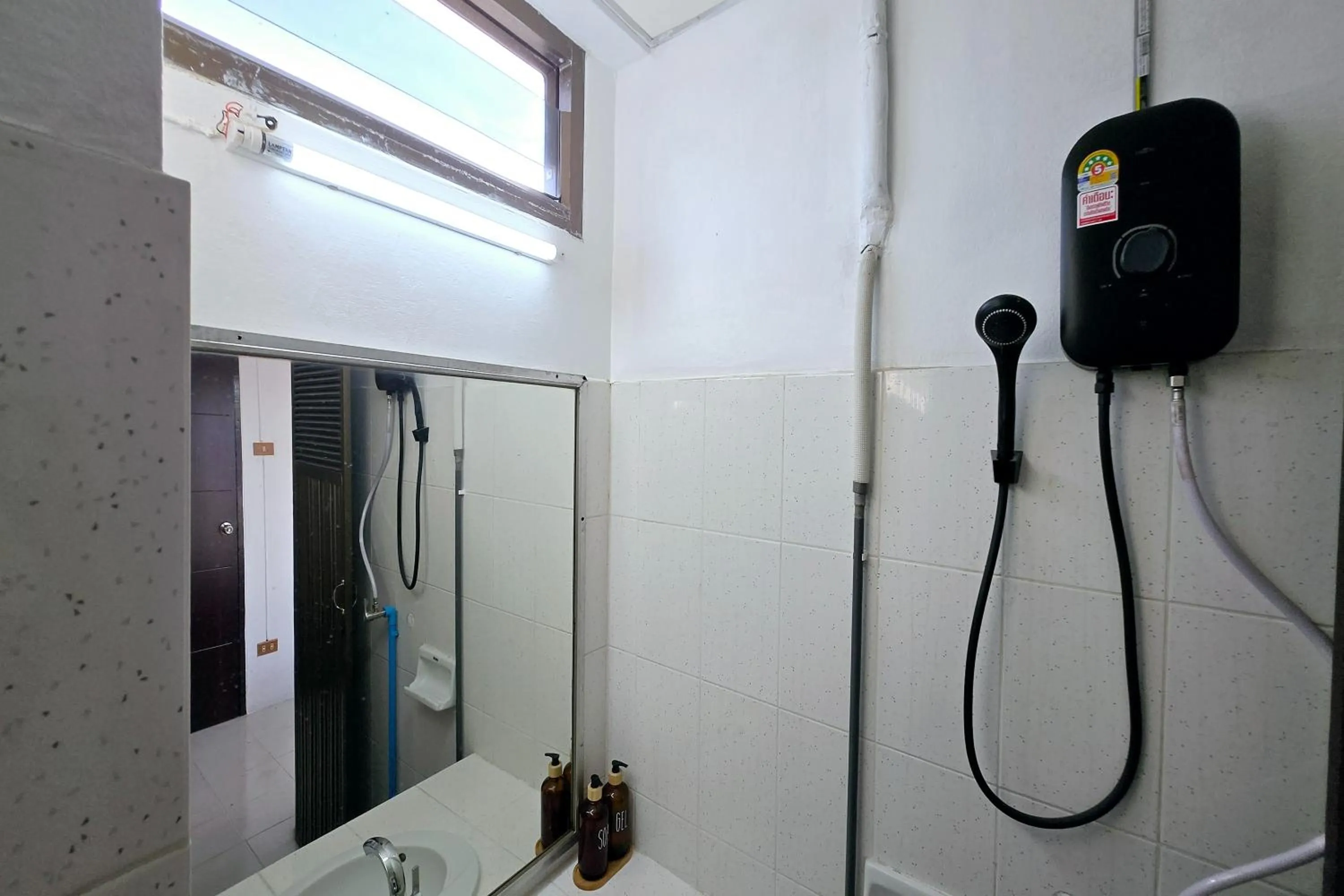 Bathroom in MT Friend Home & Hostel