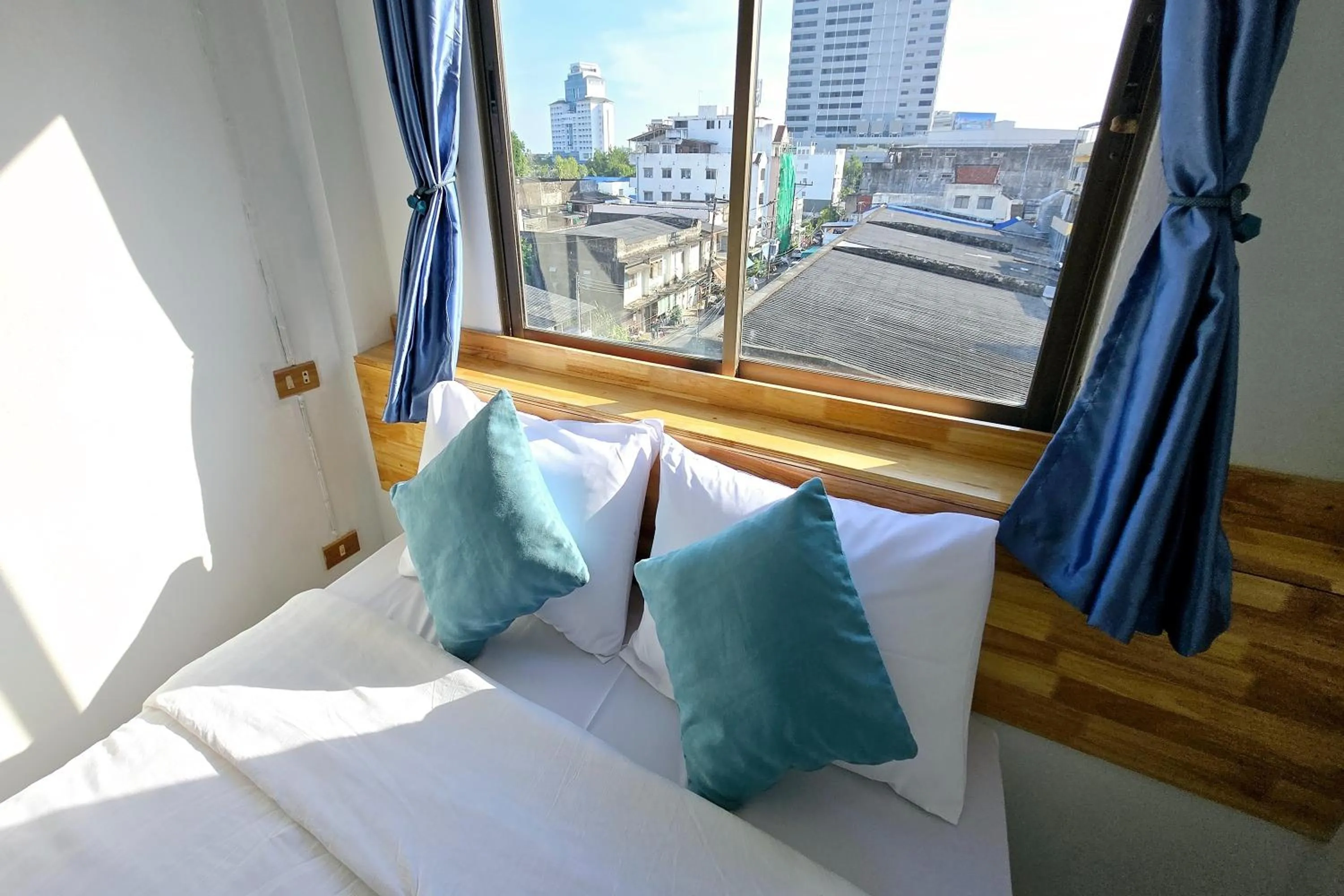 Bed in MT Friend Home & Hostel