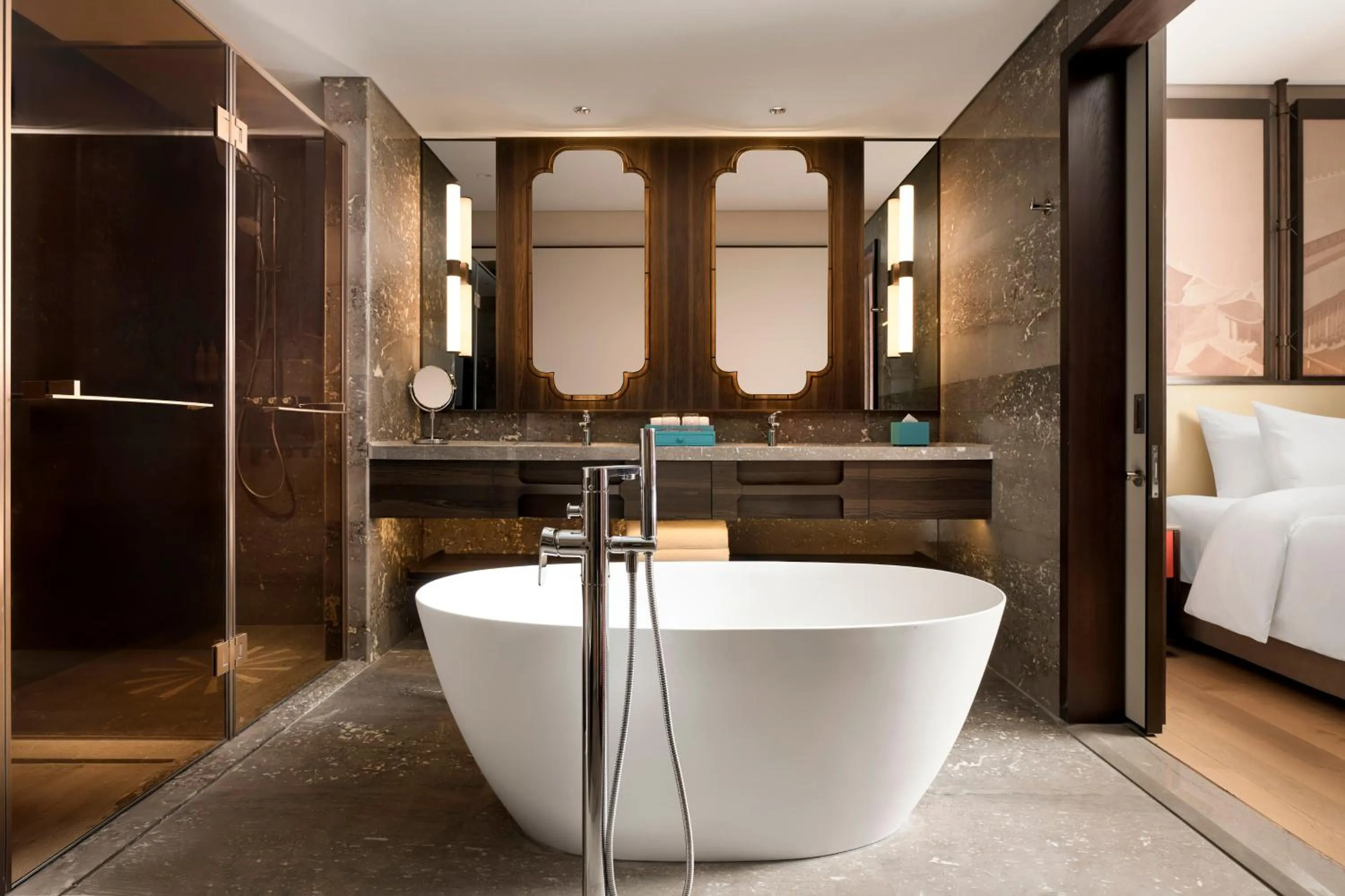 Shower, Bed in Dusit Le Palais Tu Hoa Hanoi