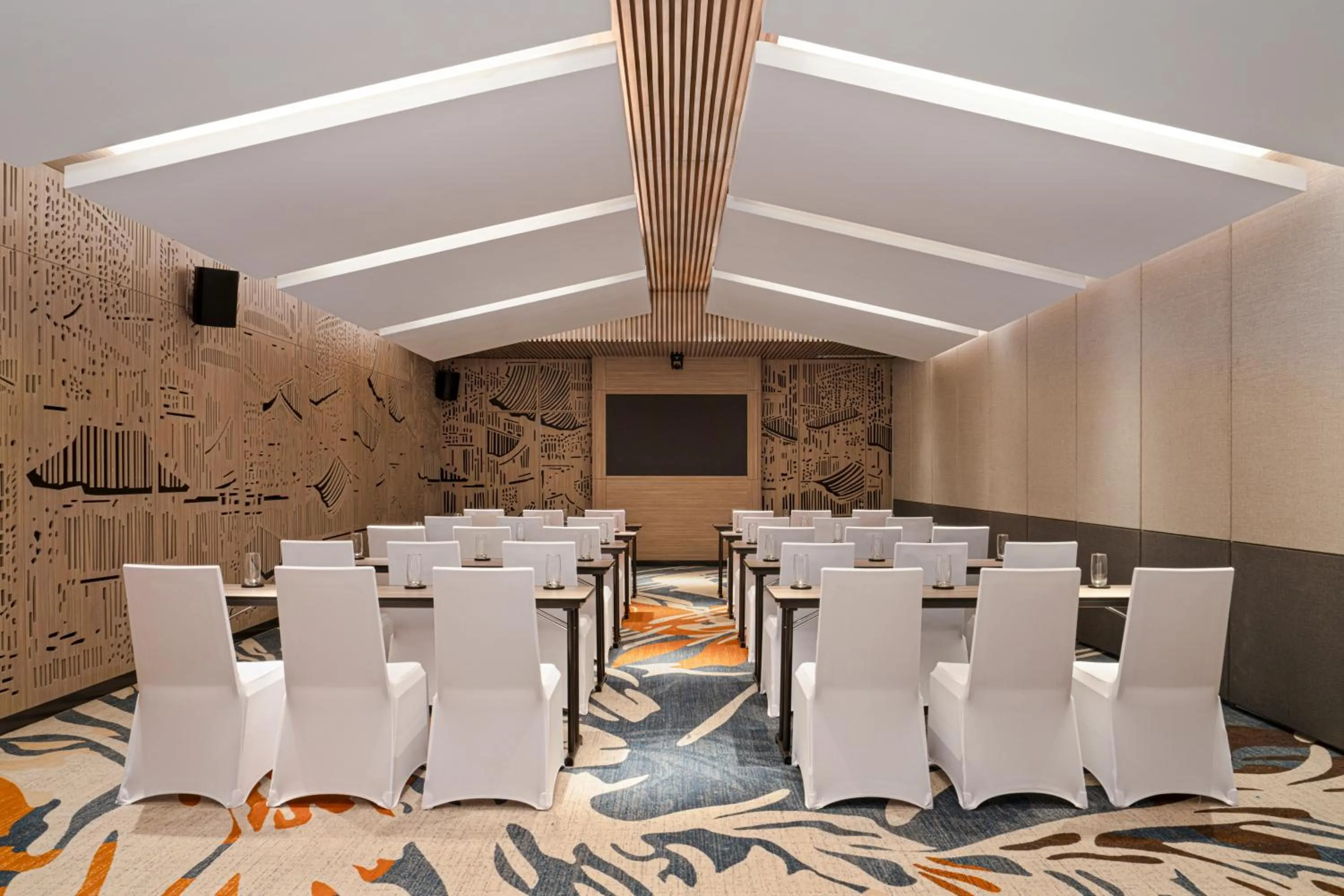 Banquet/Function facilities in Dusit Le Palais Tu Hoa Hanoi