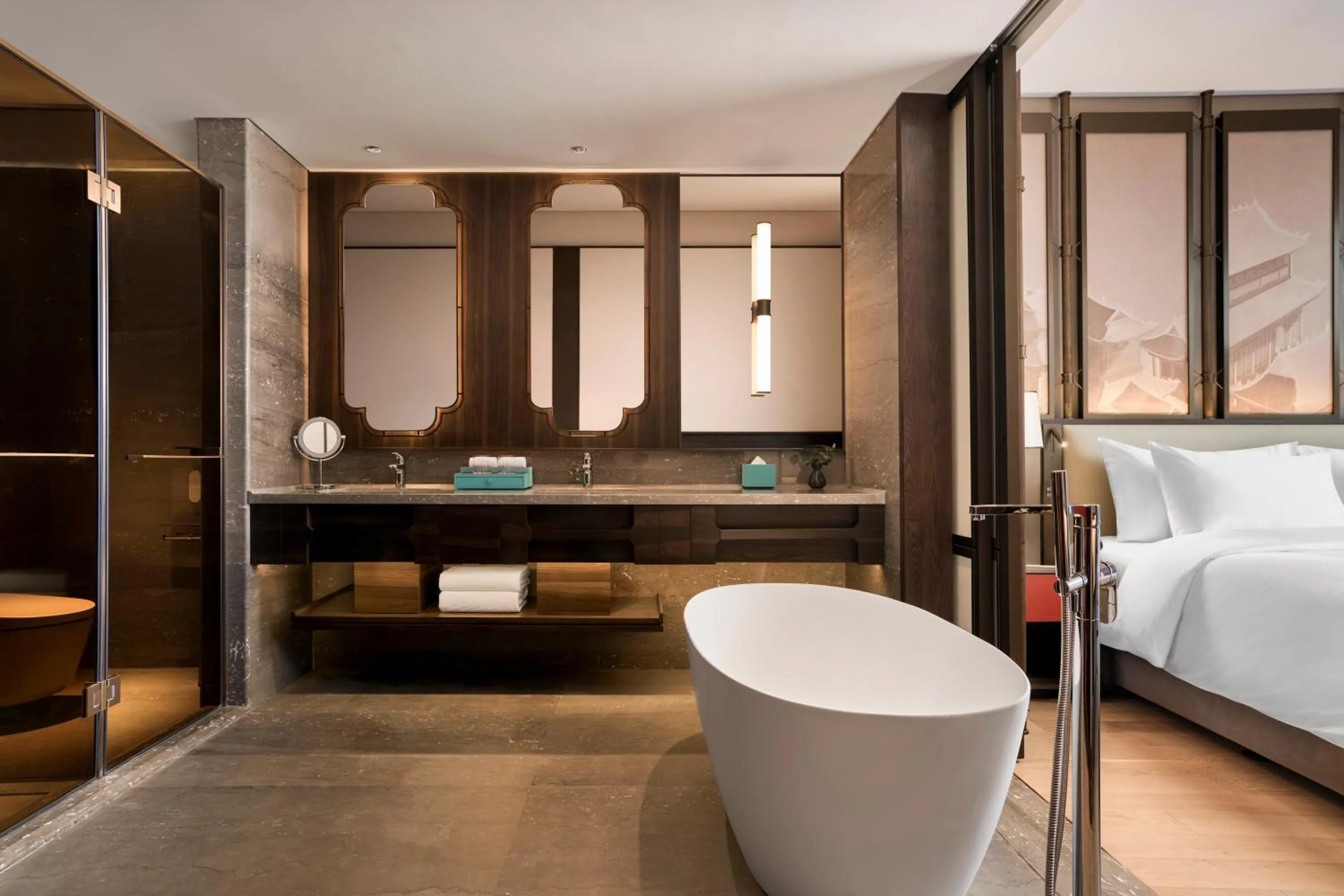 Toilet, Bed in Dusit Le Palais Tu Hoa Hanoi