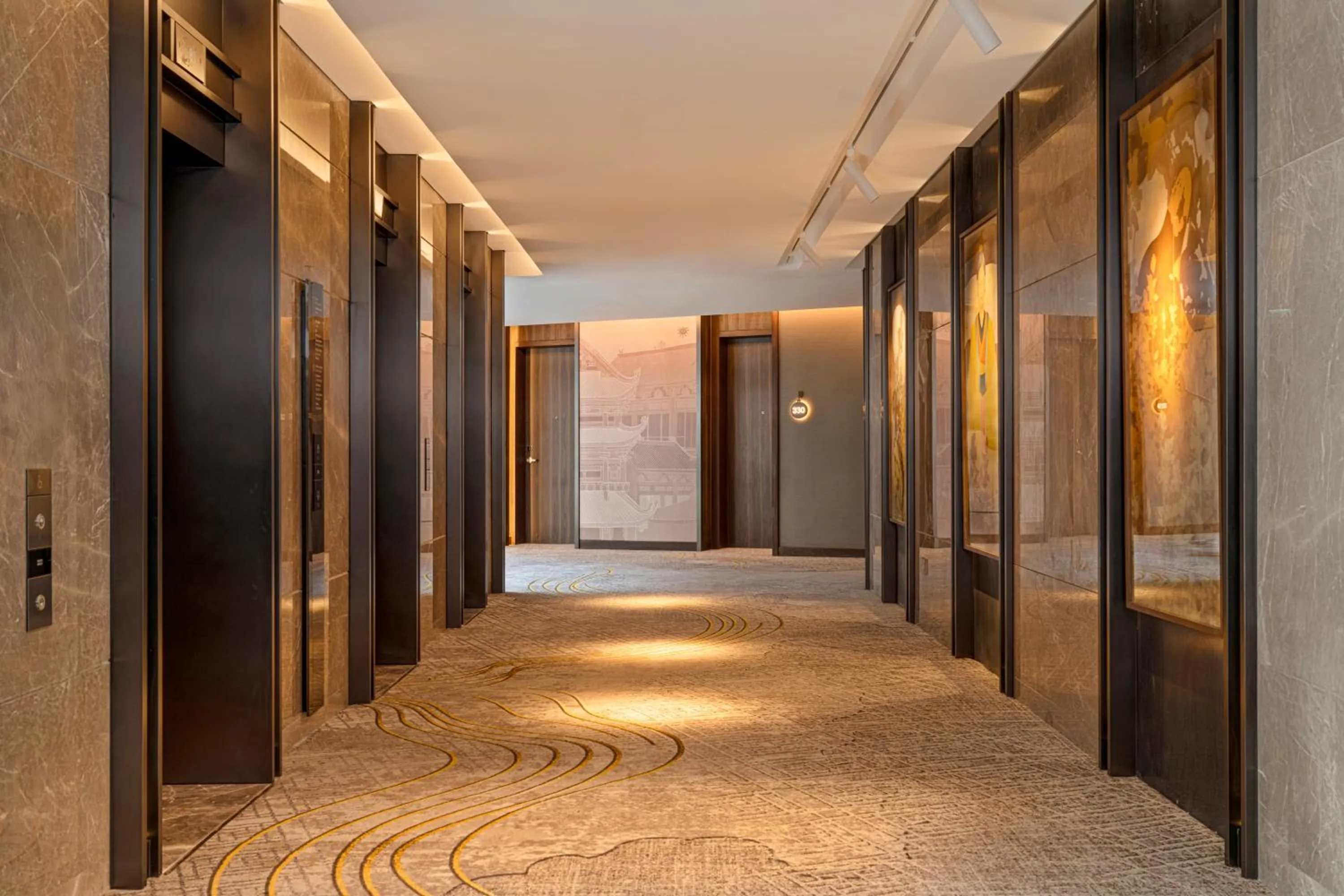 elevator in Dusit Le Palais Tu Hoa Hanoi