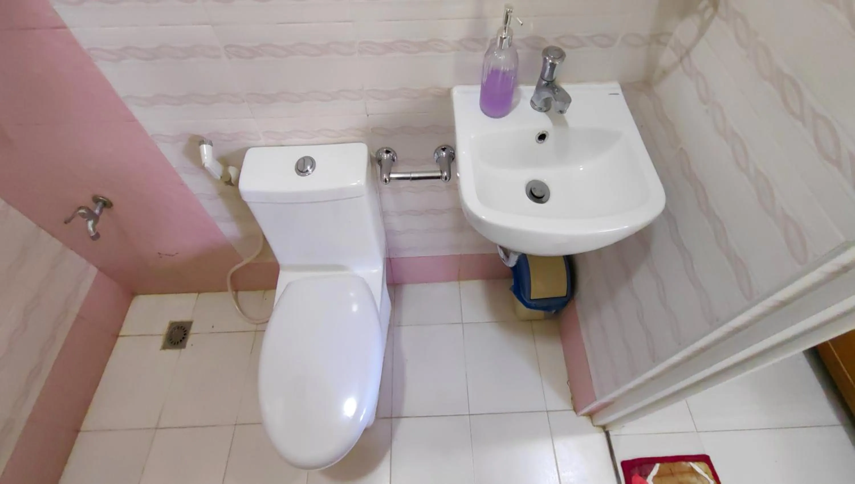 Bathroom in Pring Pension House Puerto Princesa