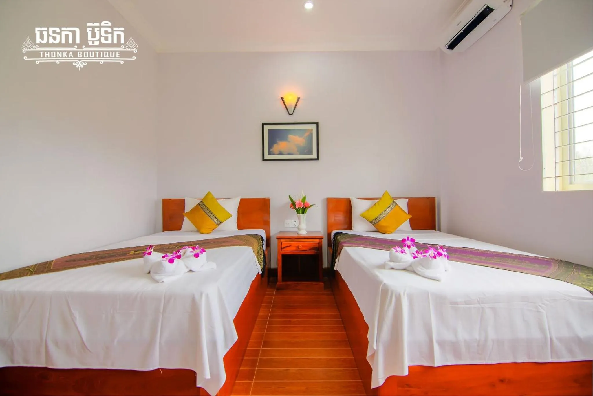 Bedroom, Bed in Thonka Boutique