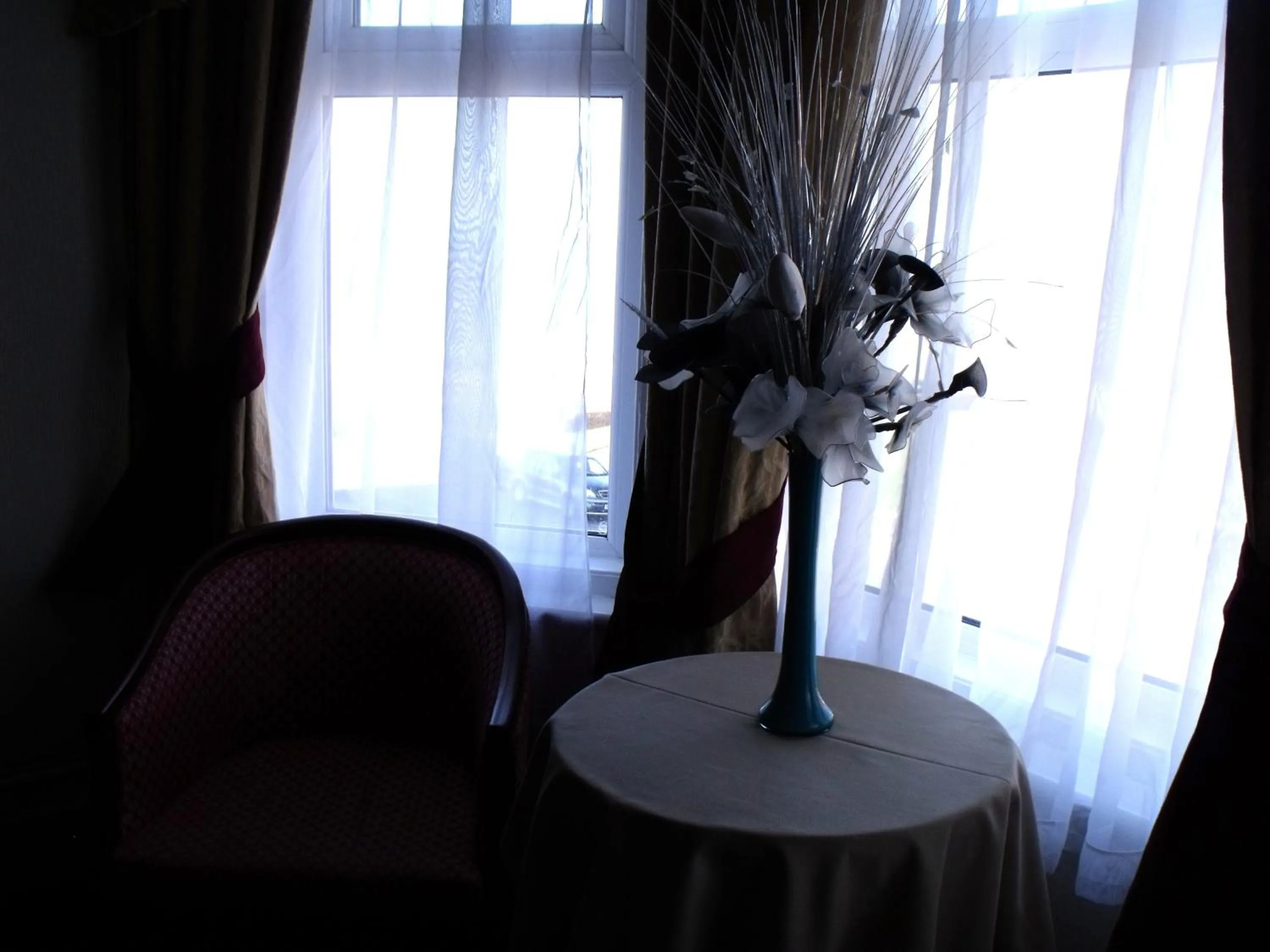 Seating area in The Derby Hotel