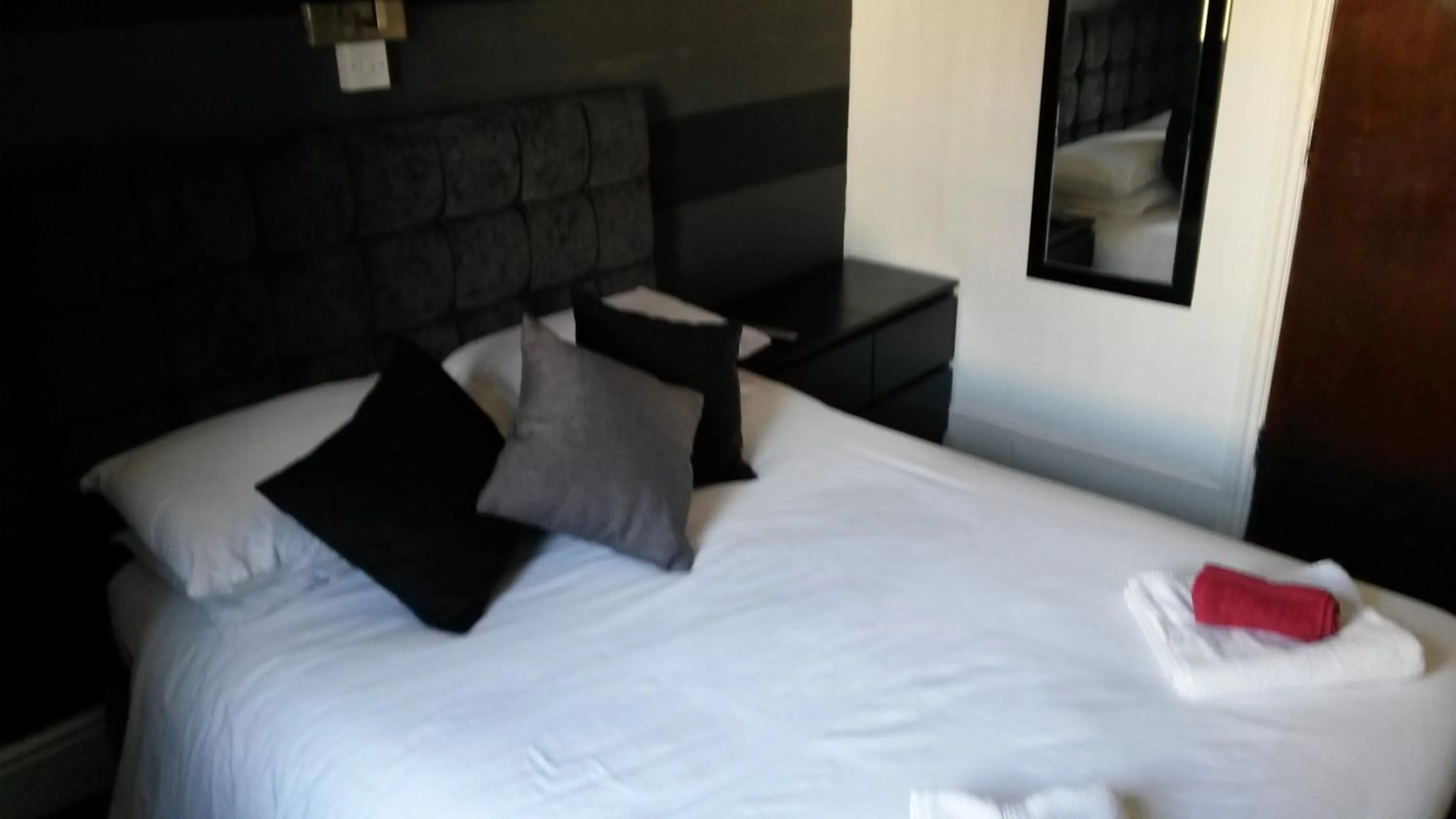 Other, Bed in The Derby Hotel