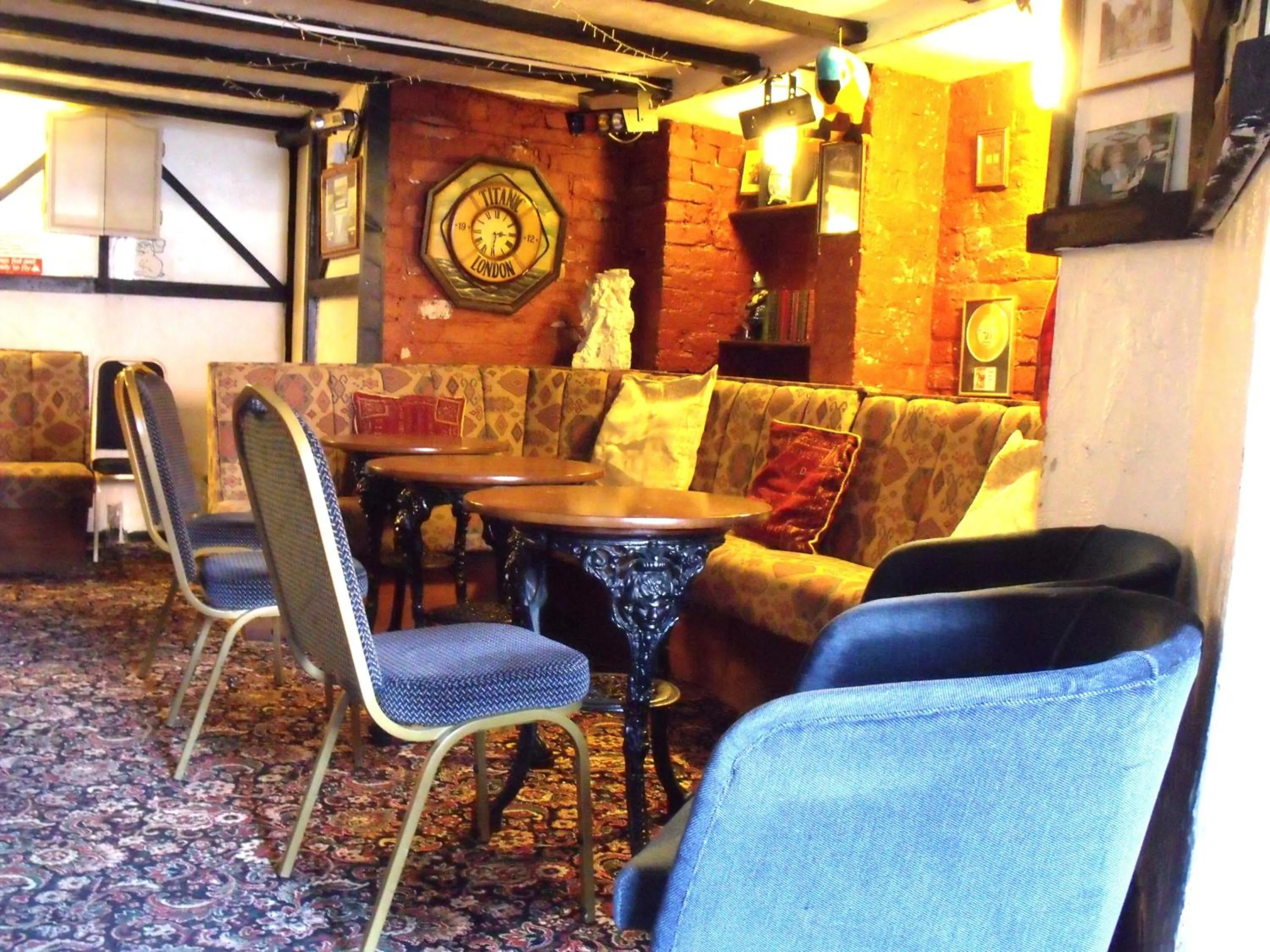 Lounge or bar in The Derby Hotel