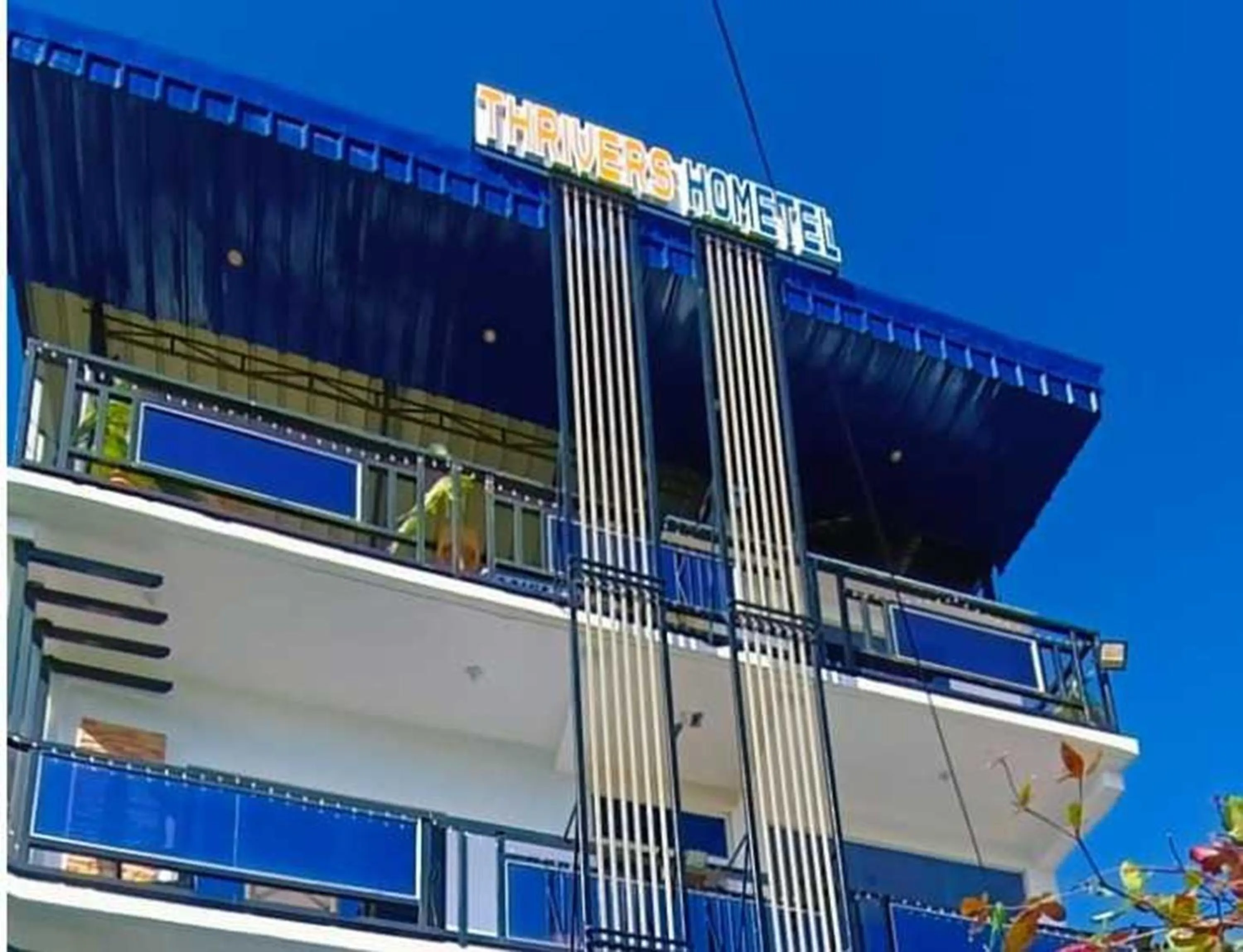 Property building in OYO 1130 Thrivers Hometel