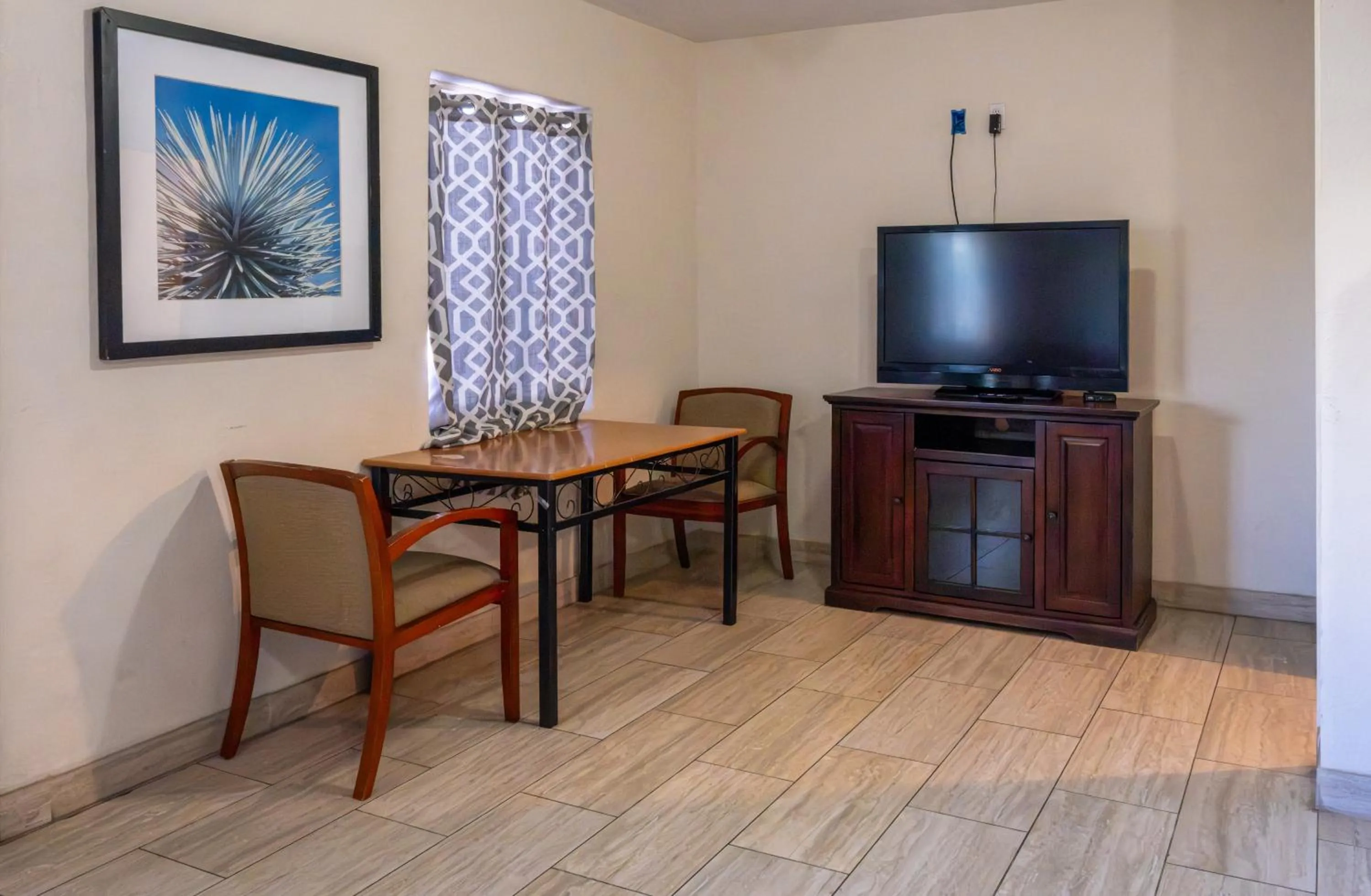 Area and facilities in Motel 7 By OYO Near Phoenix Airport