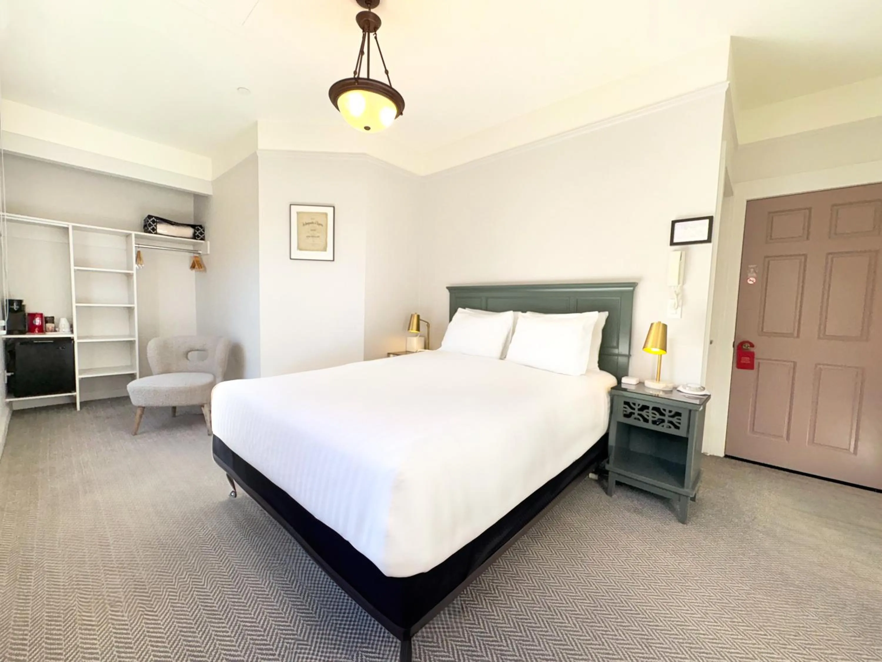 Bed in The Grove Inn