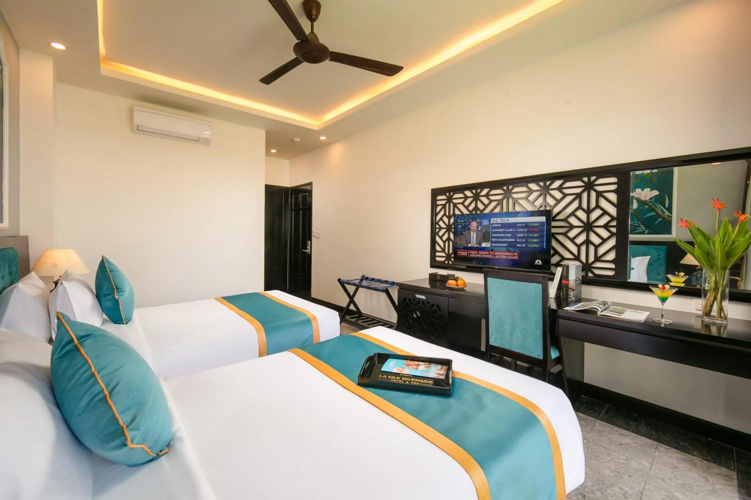 Bed in Silk River Hoi An Hotel & Spa