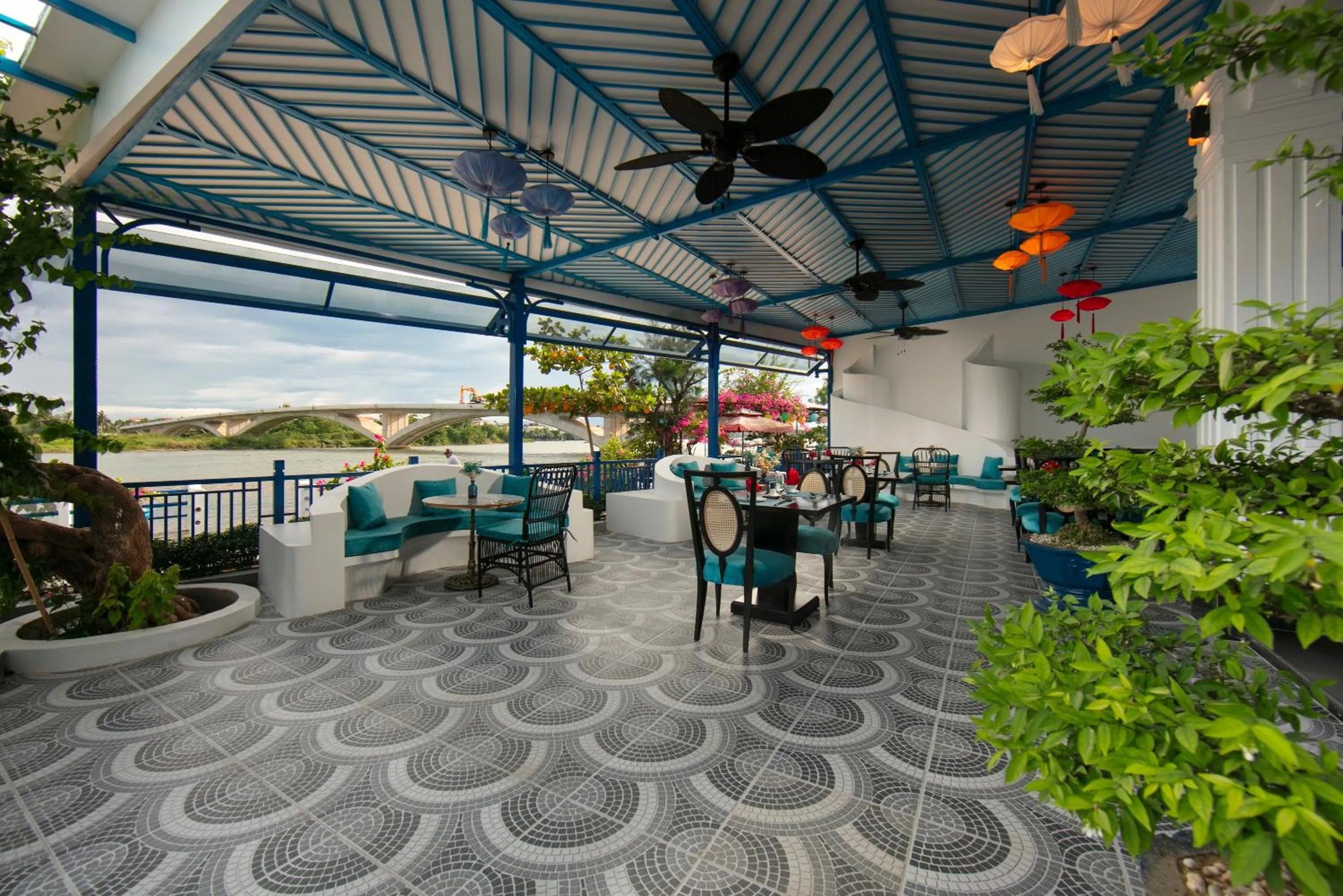 Restaurant/places to eat in Silk River Hoi An Hotel & Spa