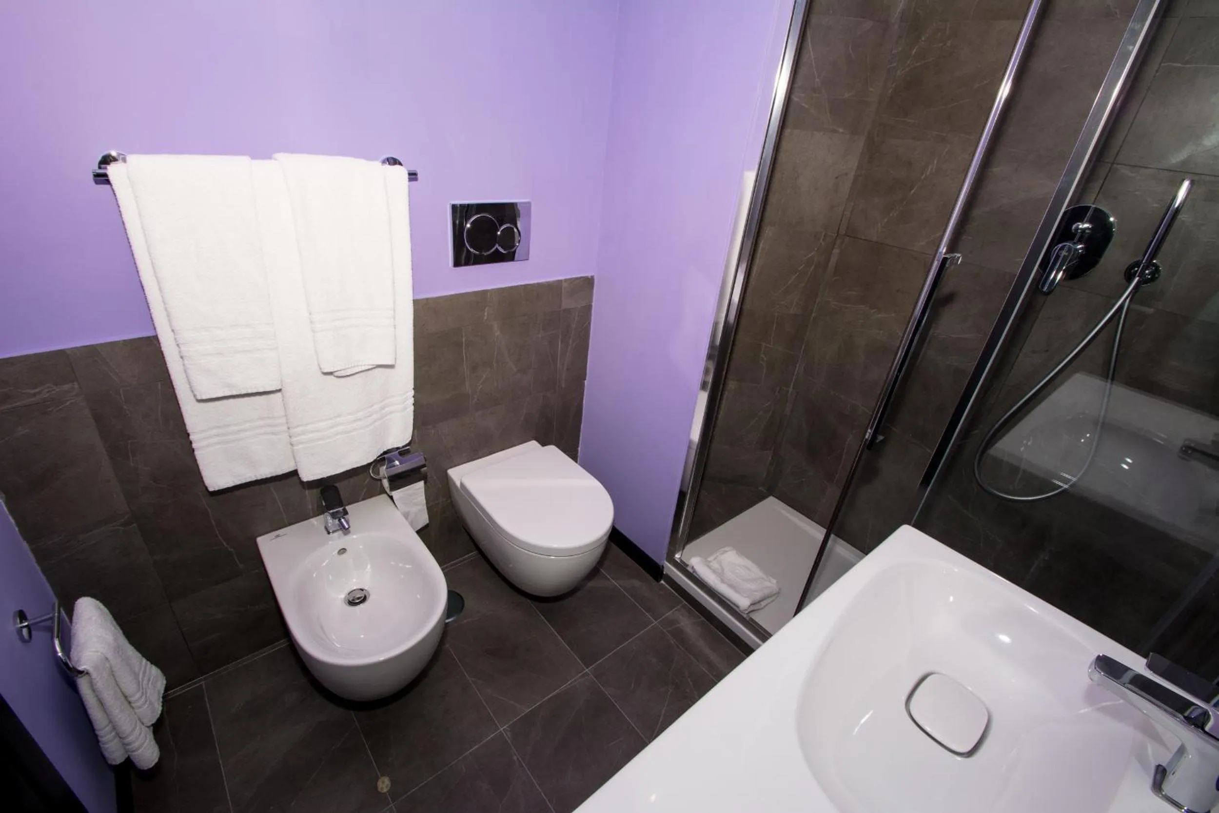 Bathroom in Capital Suite