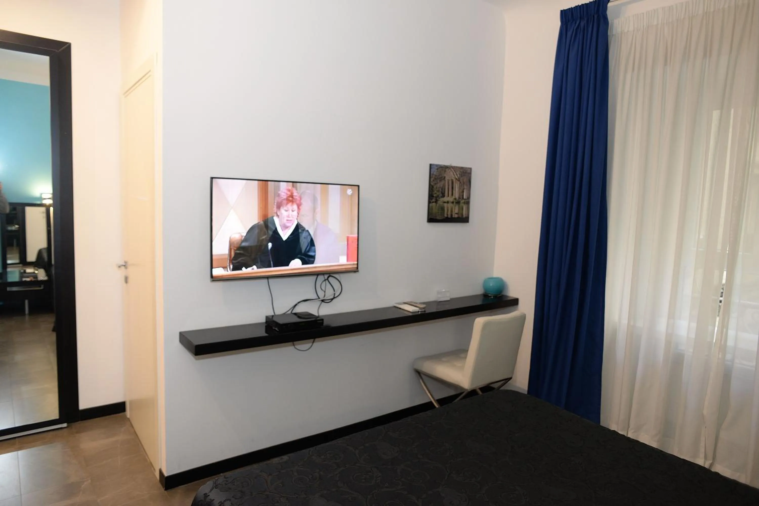 Photo of the whole room in Capital Suite