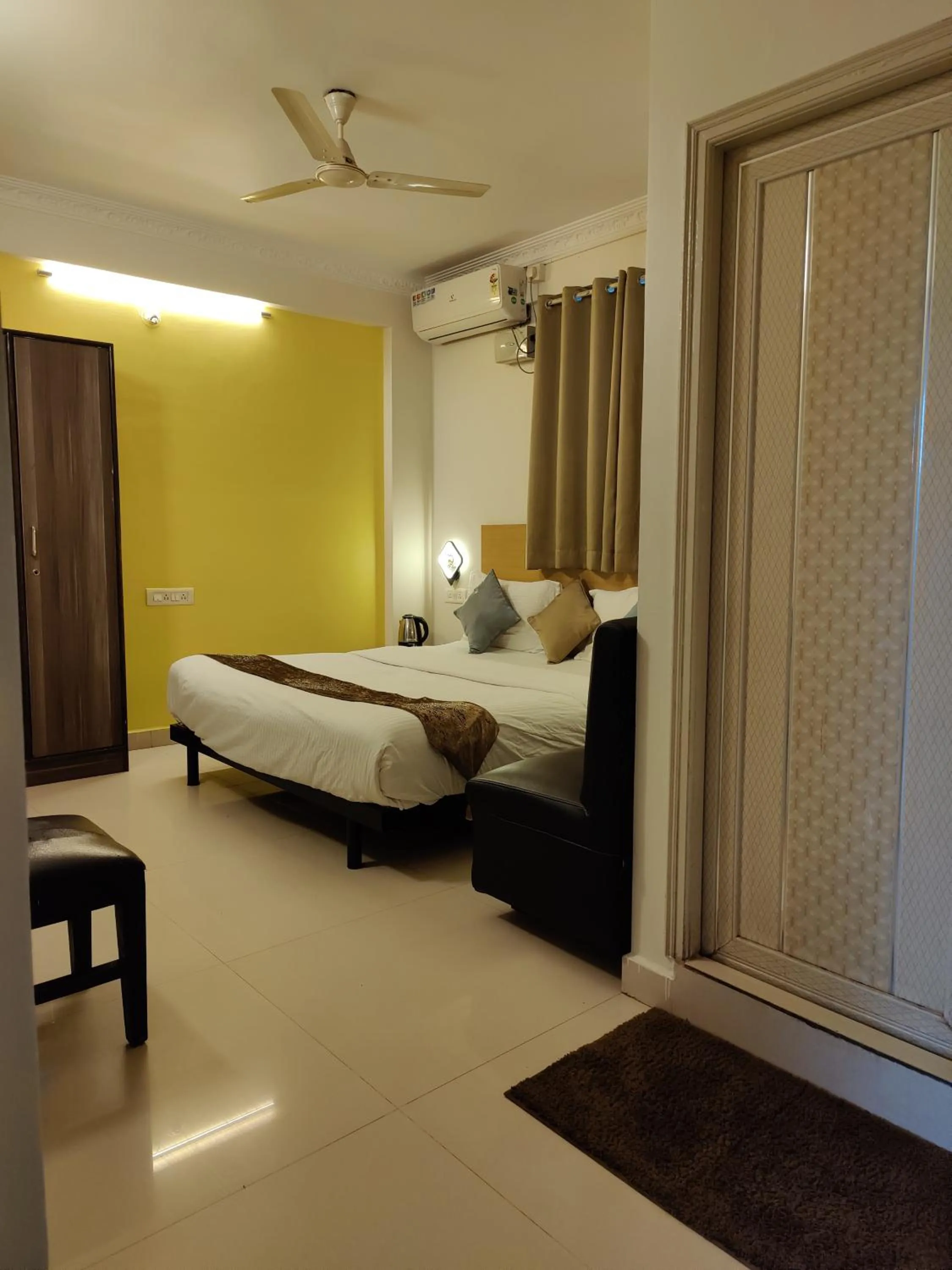 Bed in Sri Balaji Guest House