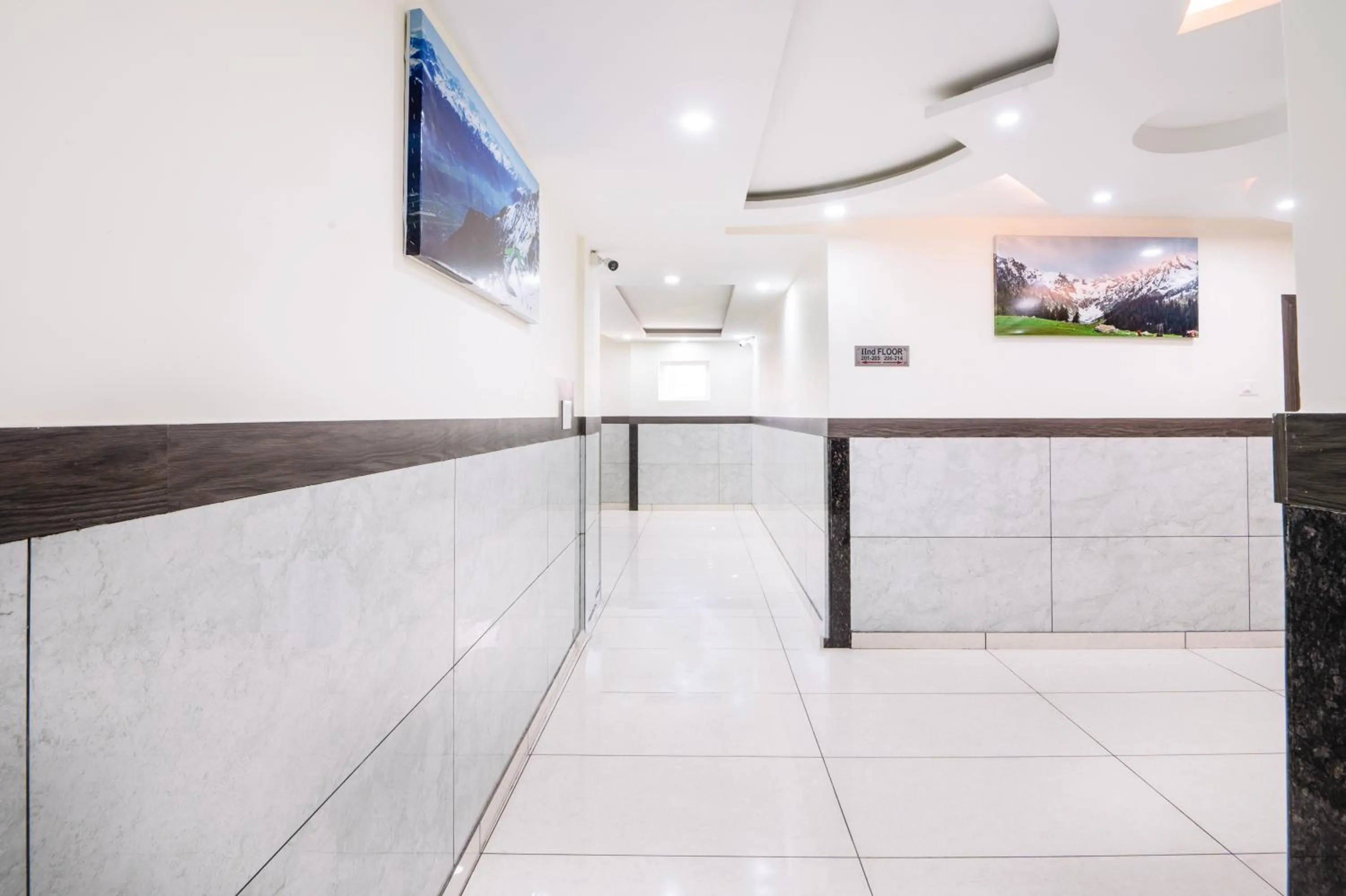 Property building in Hotel The Katra Avenue