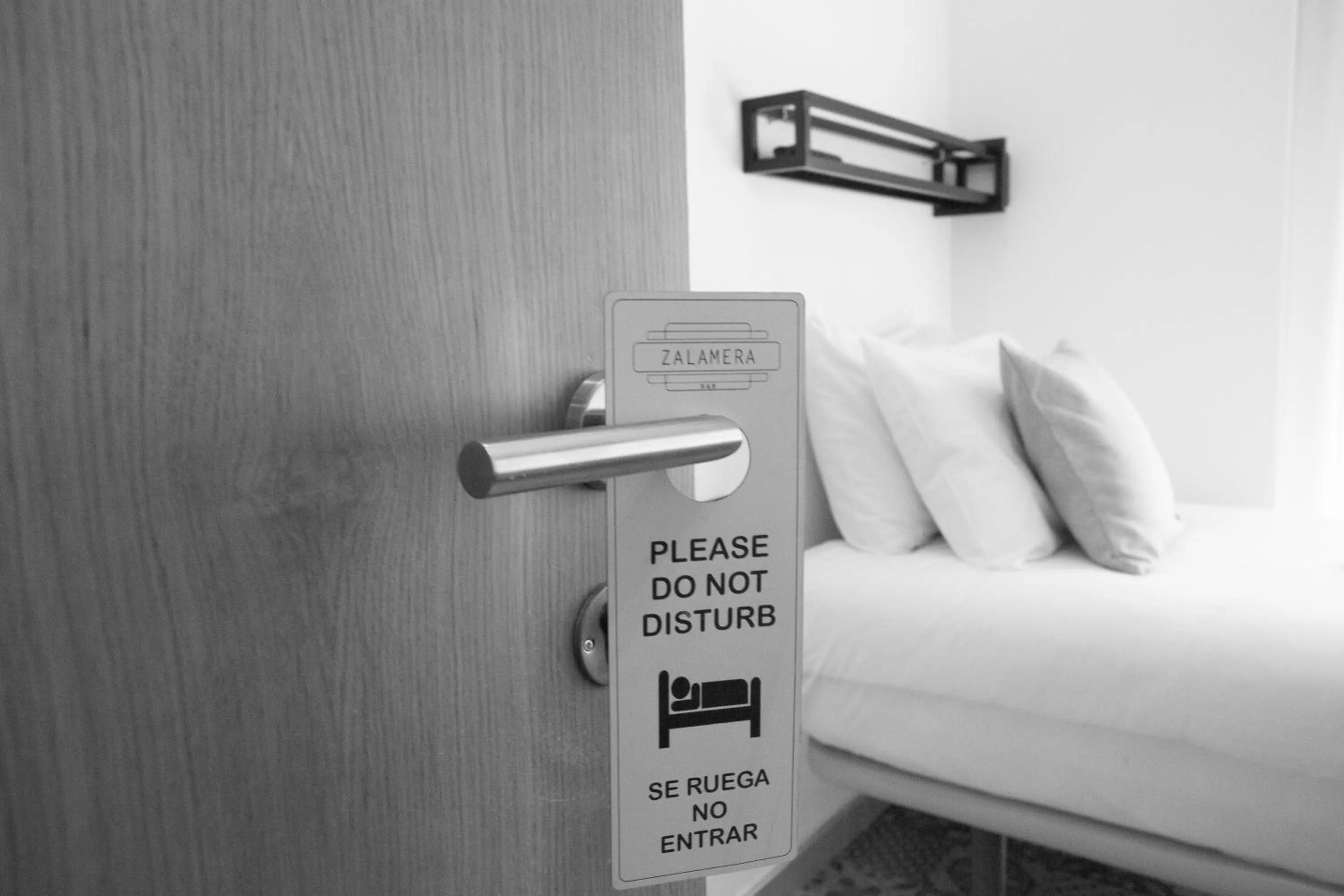 Decorative detail, Bed in Zalamera BnB