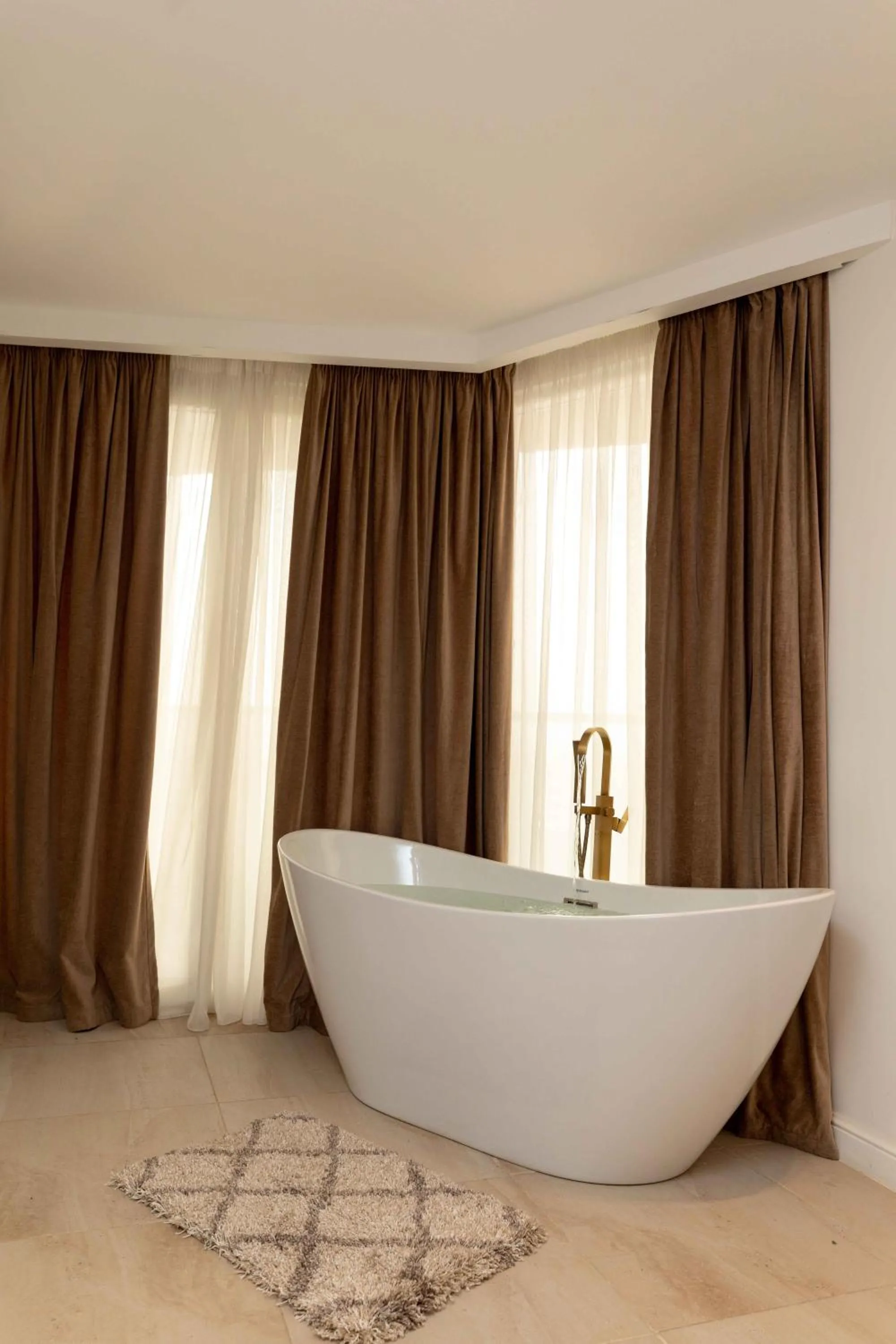 Bath in Eyes Of Egypt Pyramids View Boutique Hotel