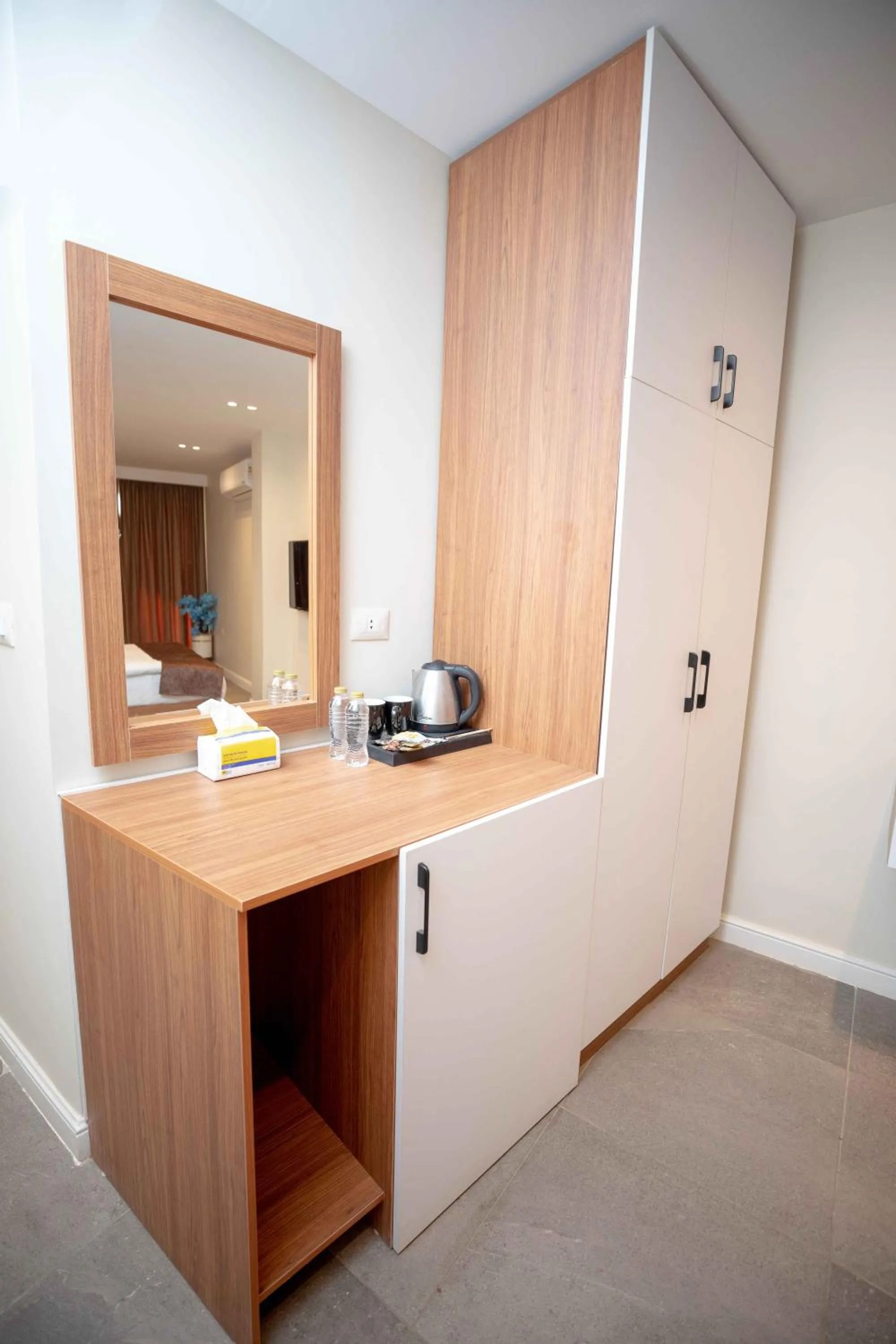 wardrobe in Eyes Of Egypt Pyramids View Boutique Hotel