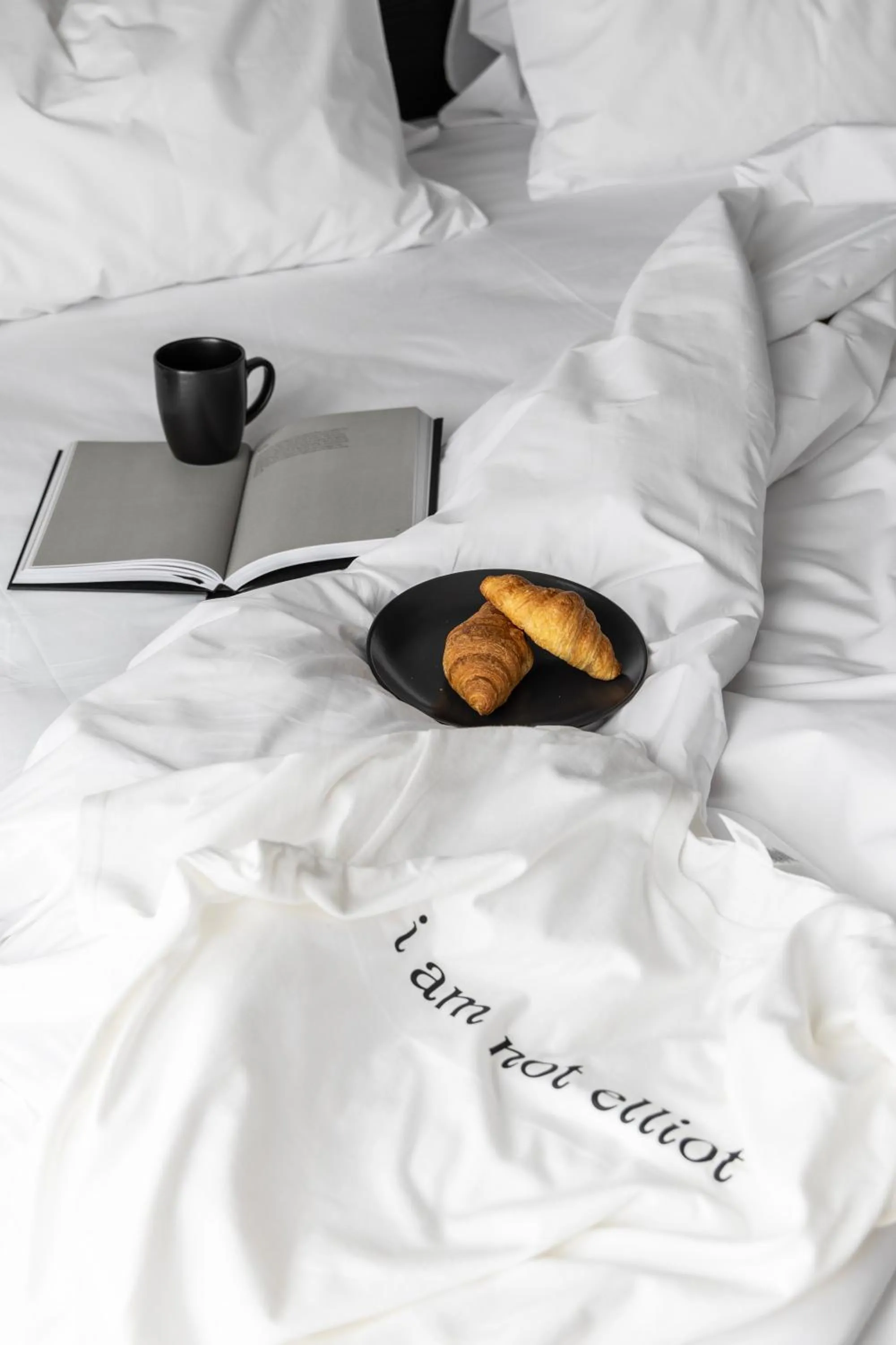 Bed in Elliot Petralona, Athens