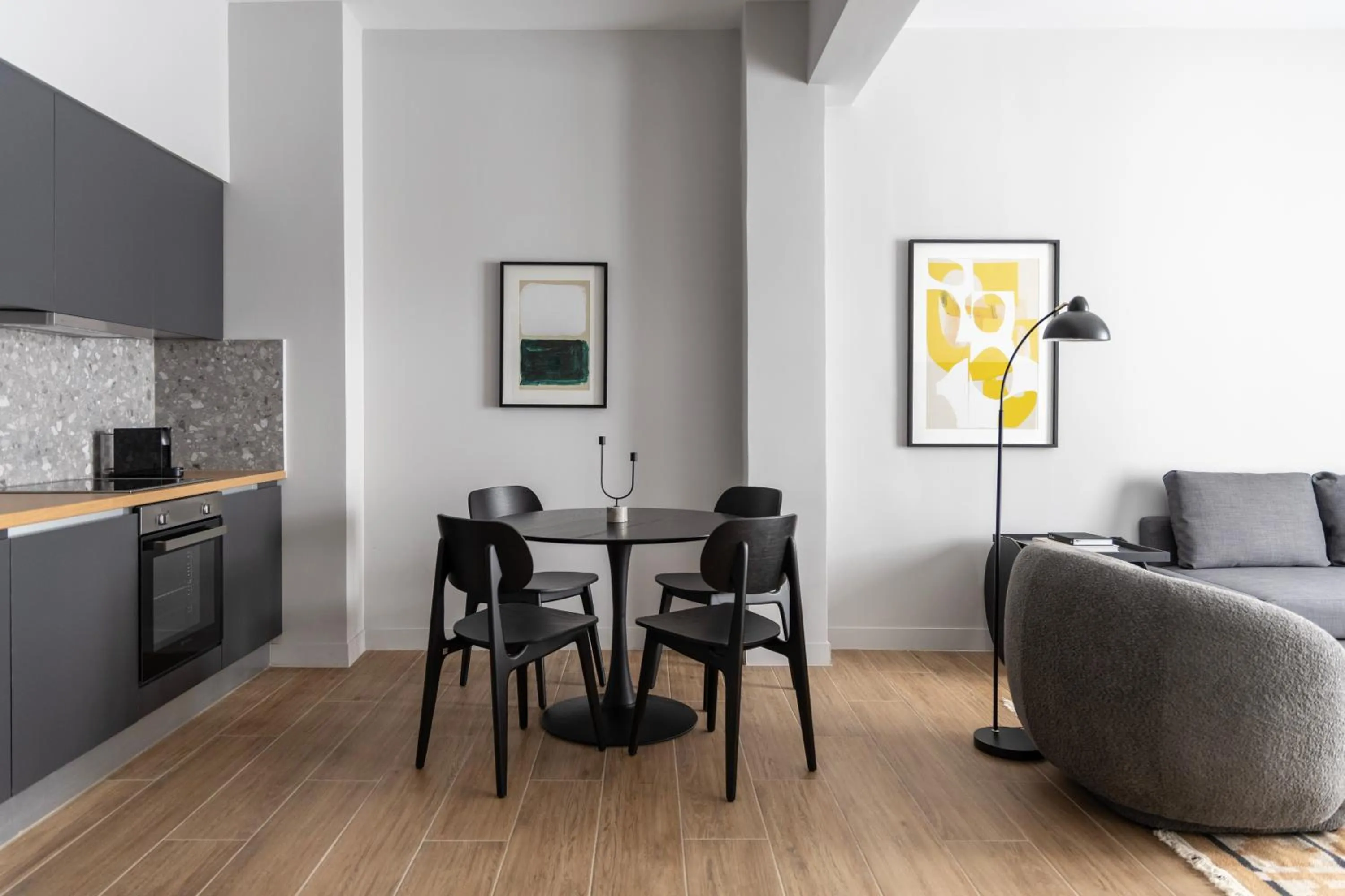 Dining area in Elliot Petralona, Athens