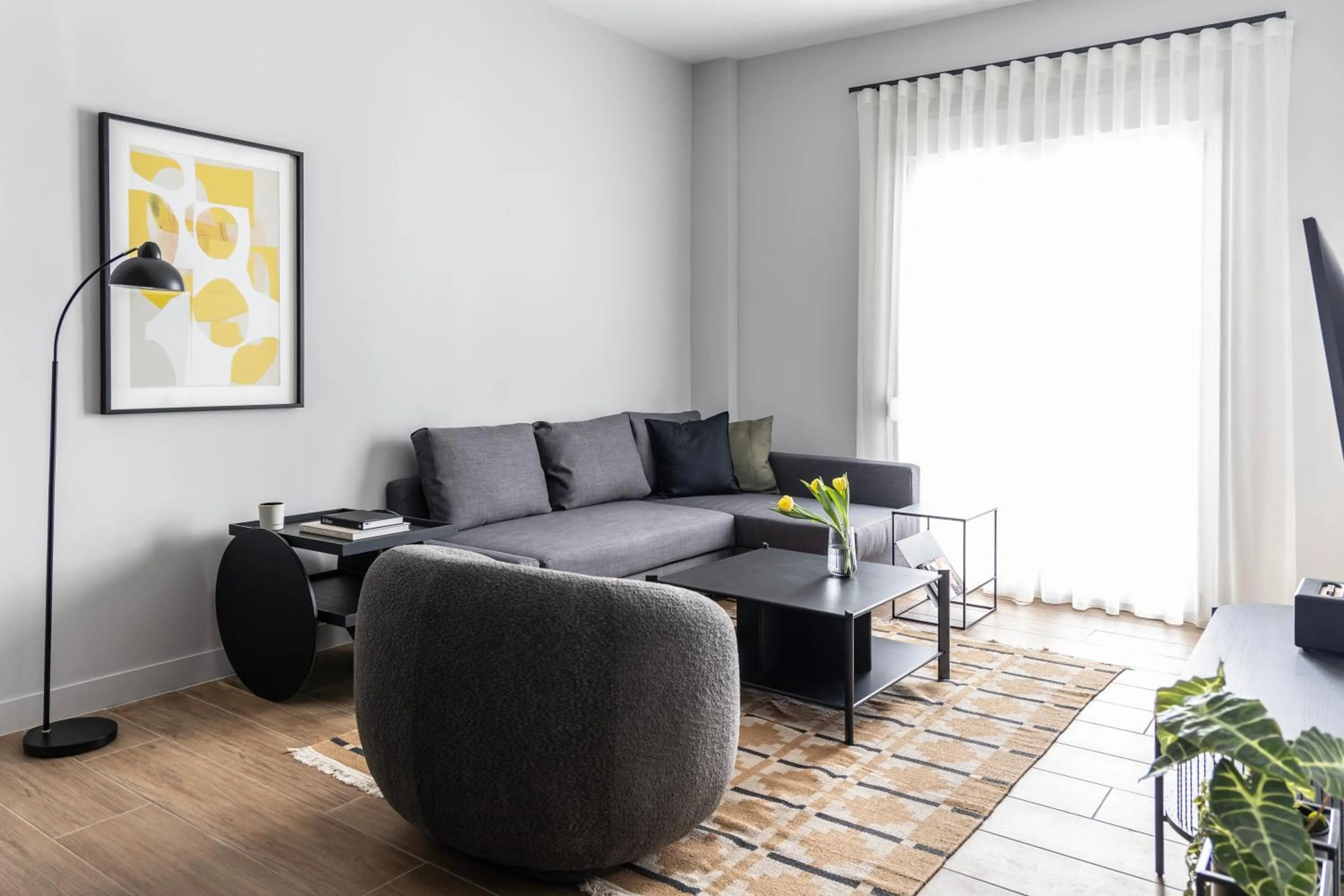 Living room in Elliot Petralona, Athens