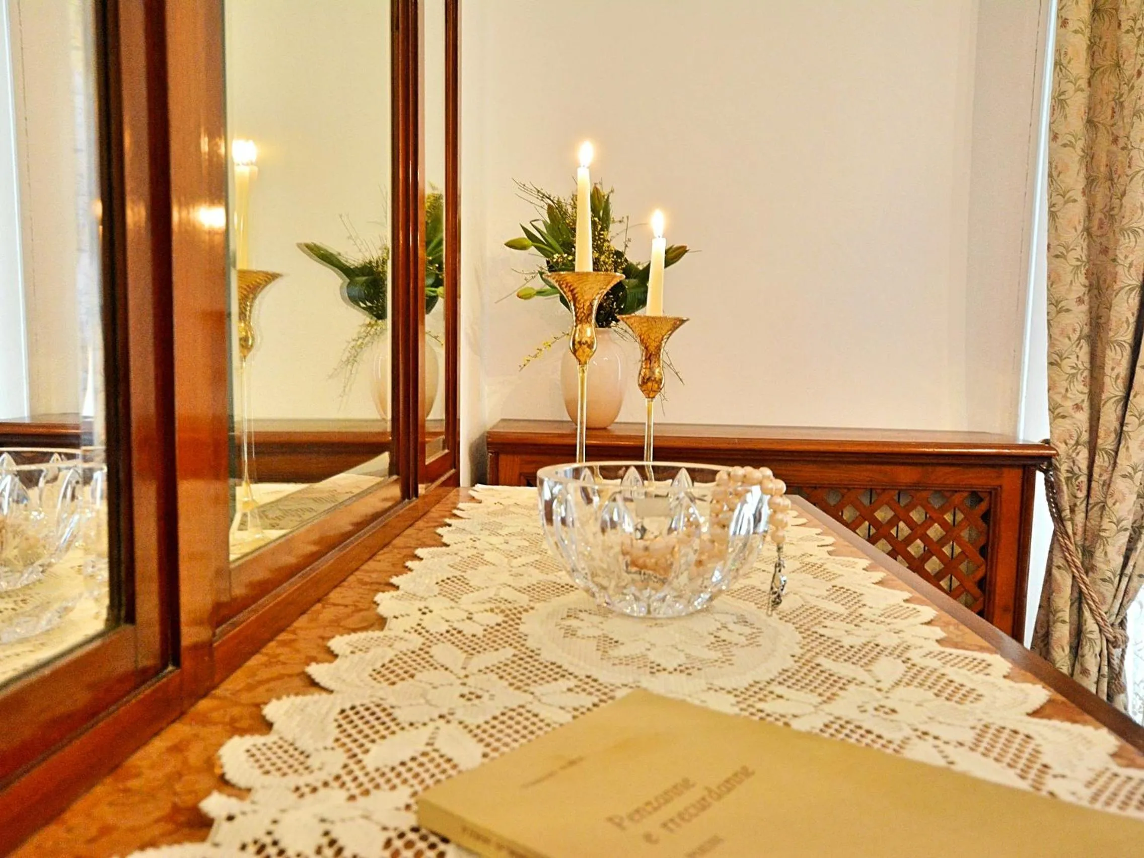 Bedroom in Palazzo Rodio