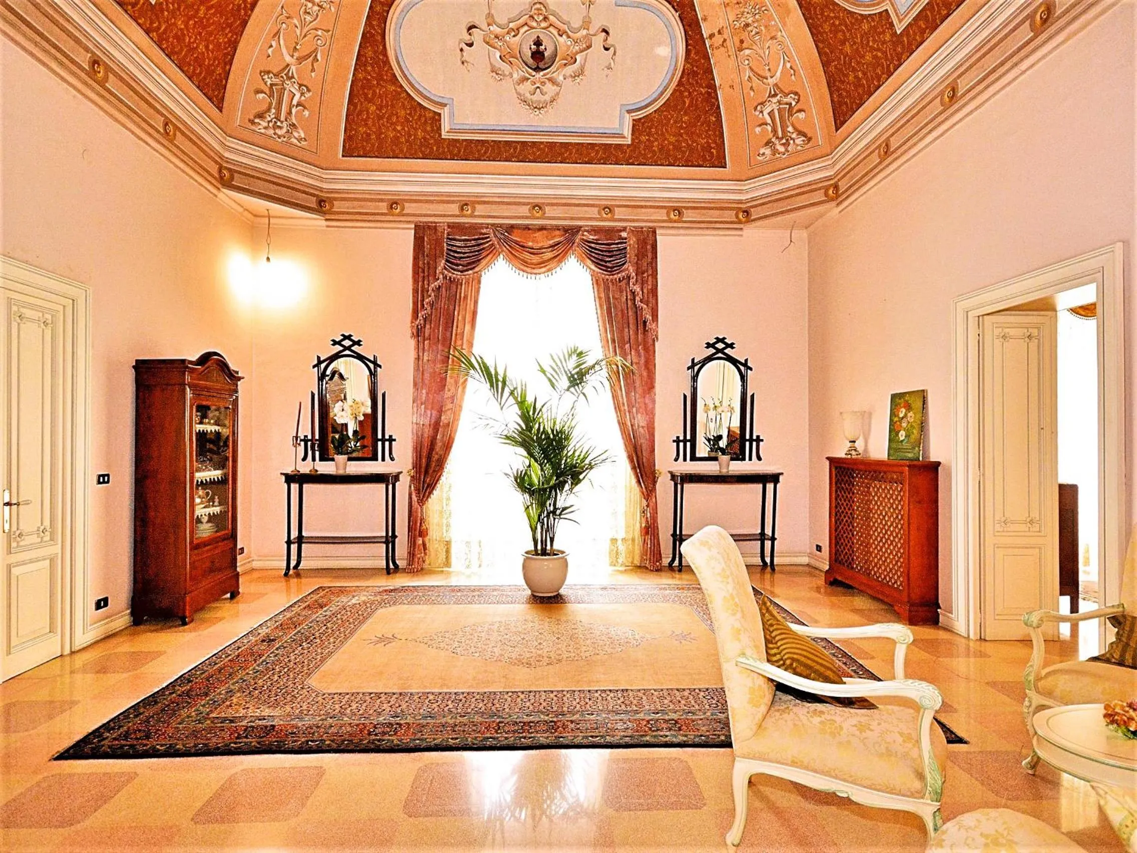 Living room in Palazzo Rodio