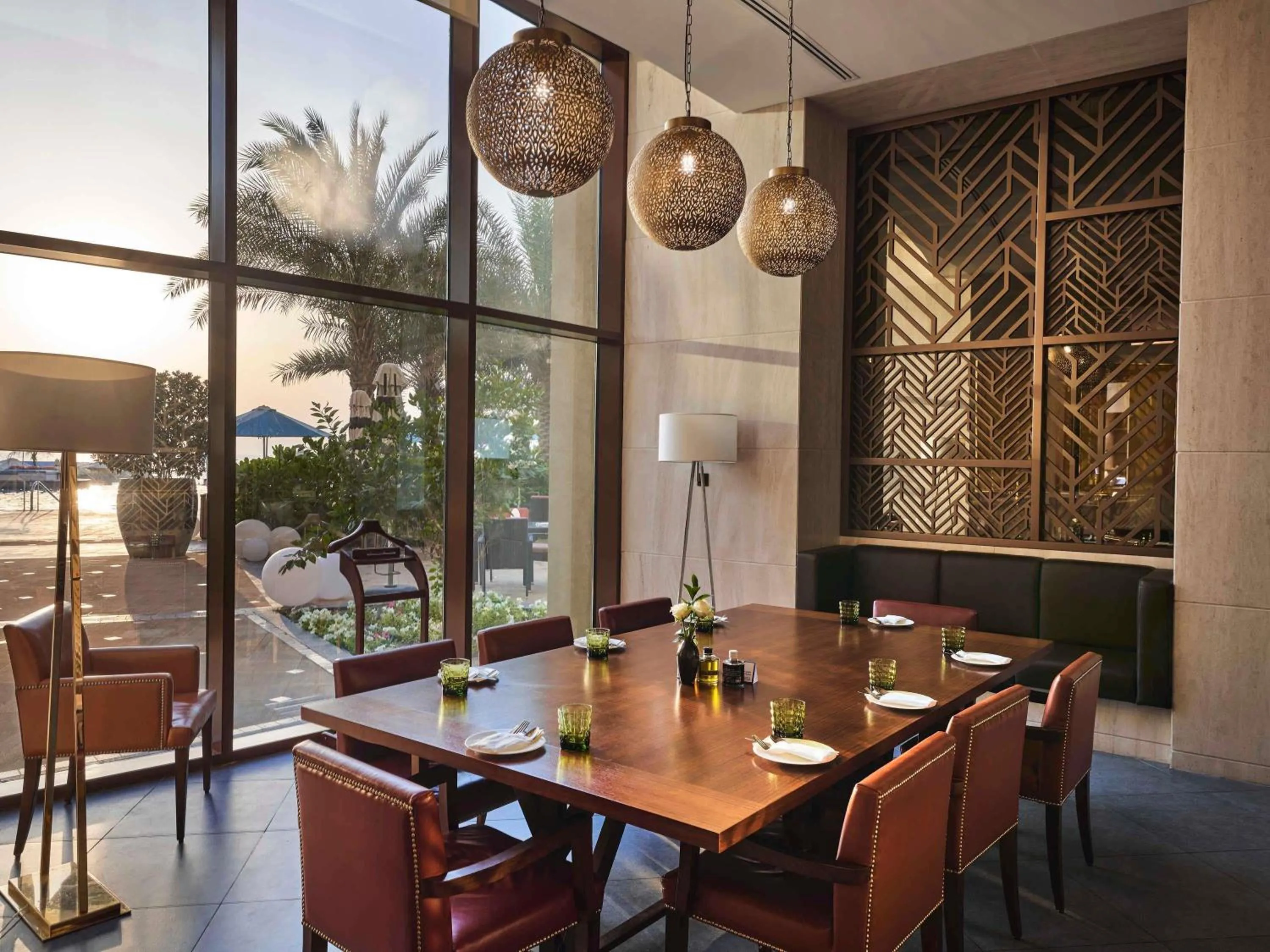 Restaurant/places to eat in Fairmont Ajman