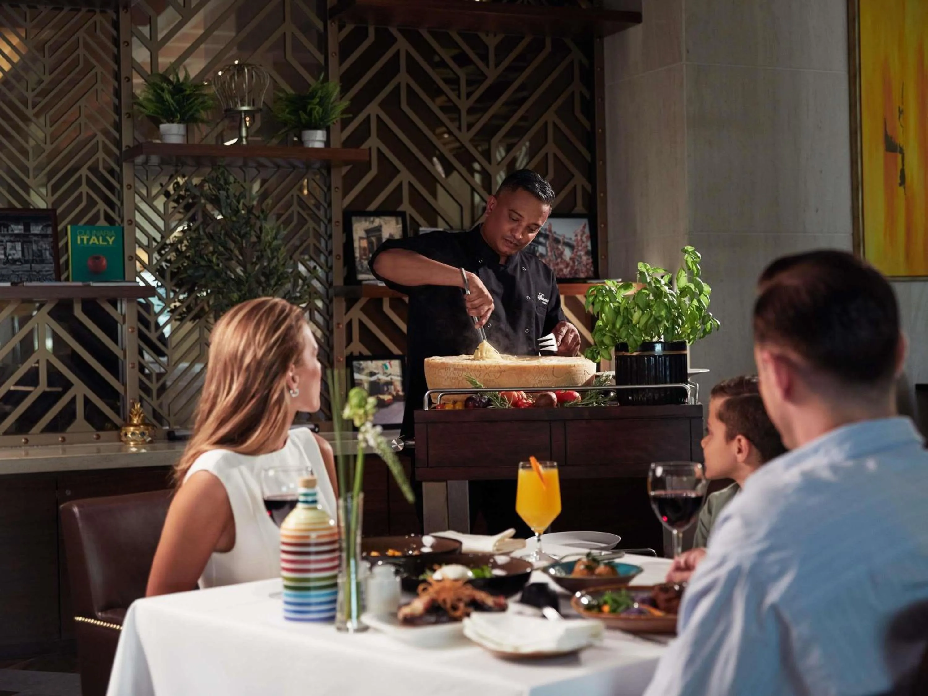 Restaurant/places to eat in Fairmont Ajman