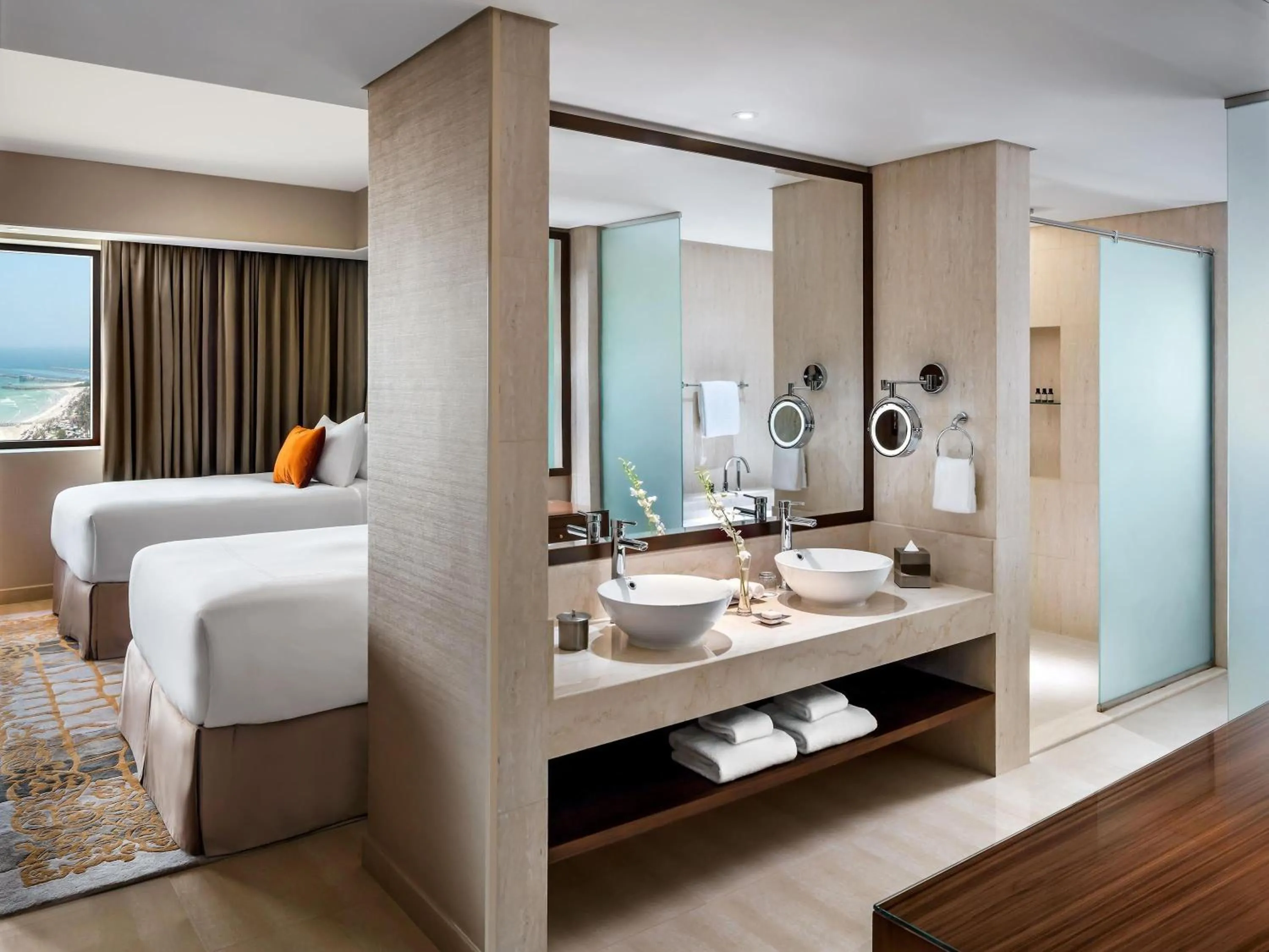 Bedroom, Bed in Fairmont Ajman