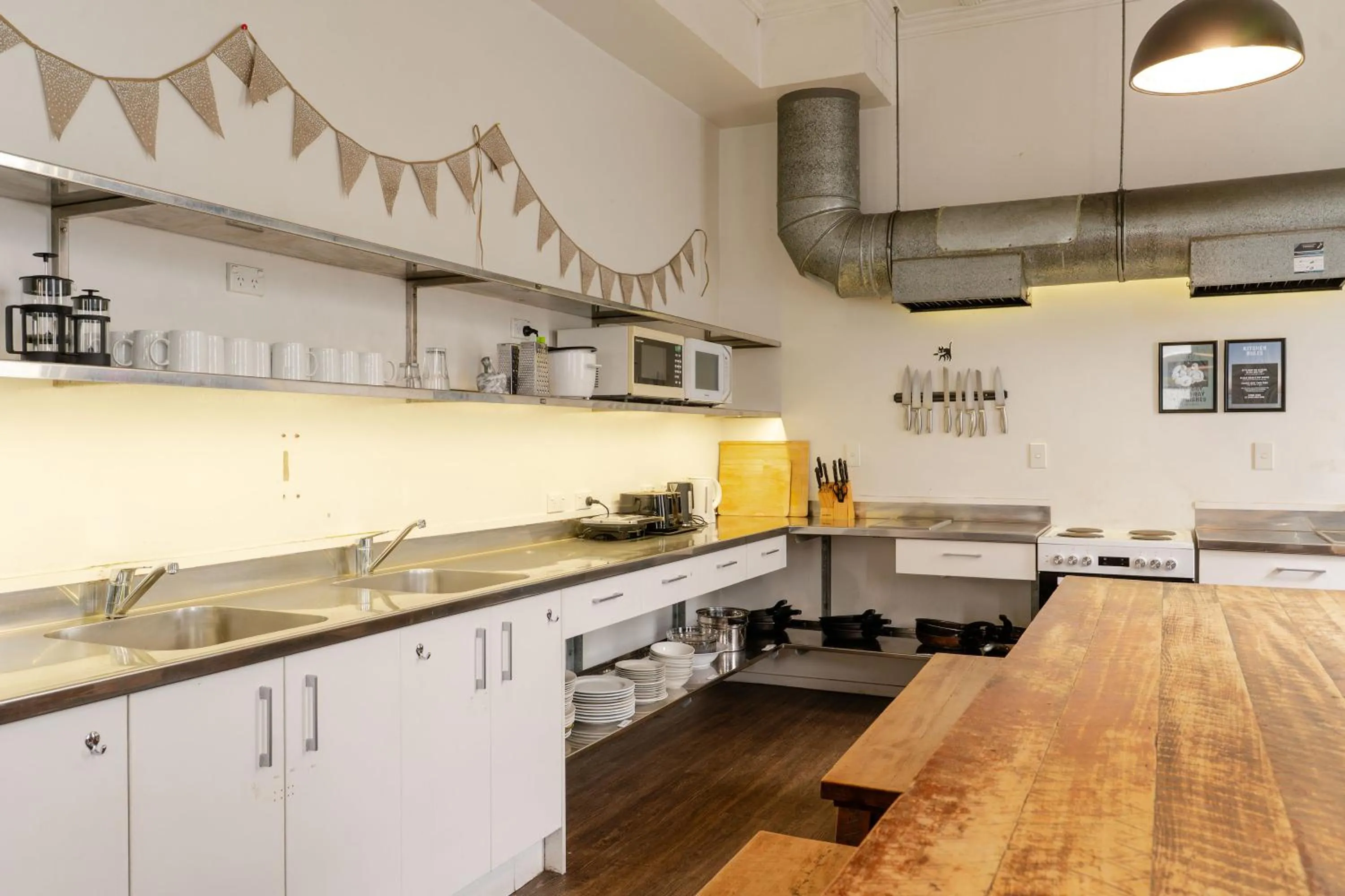 Dining area in Haka House Auckland K'Road