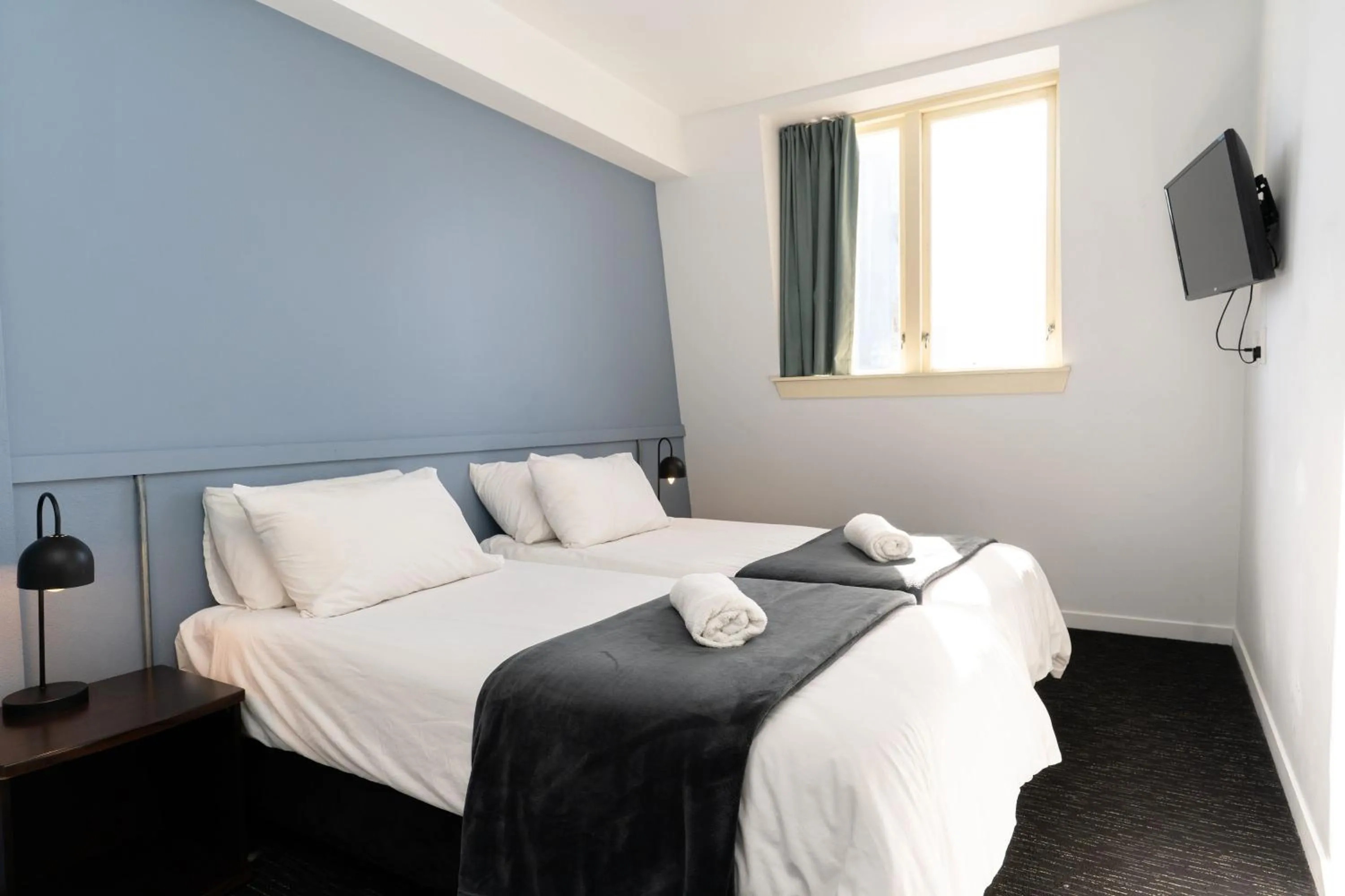 TV and multimedia, Bed in Haka House Auckland K'Road