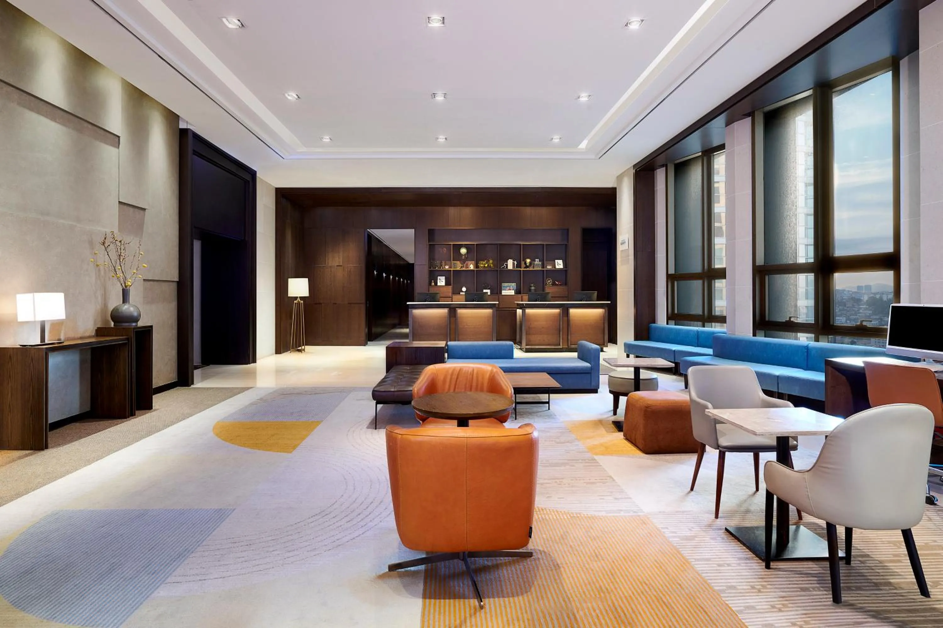 Lobby or reception in Four Points by Sheraton Josun, Seoul Station